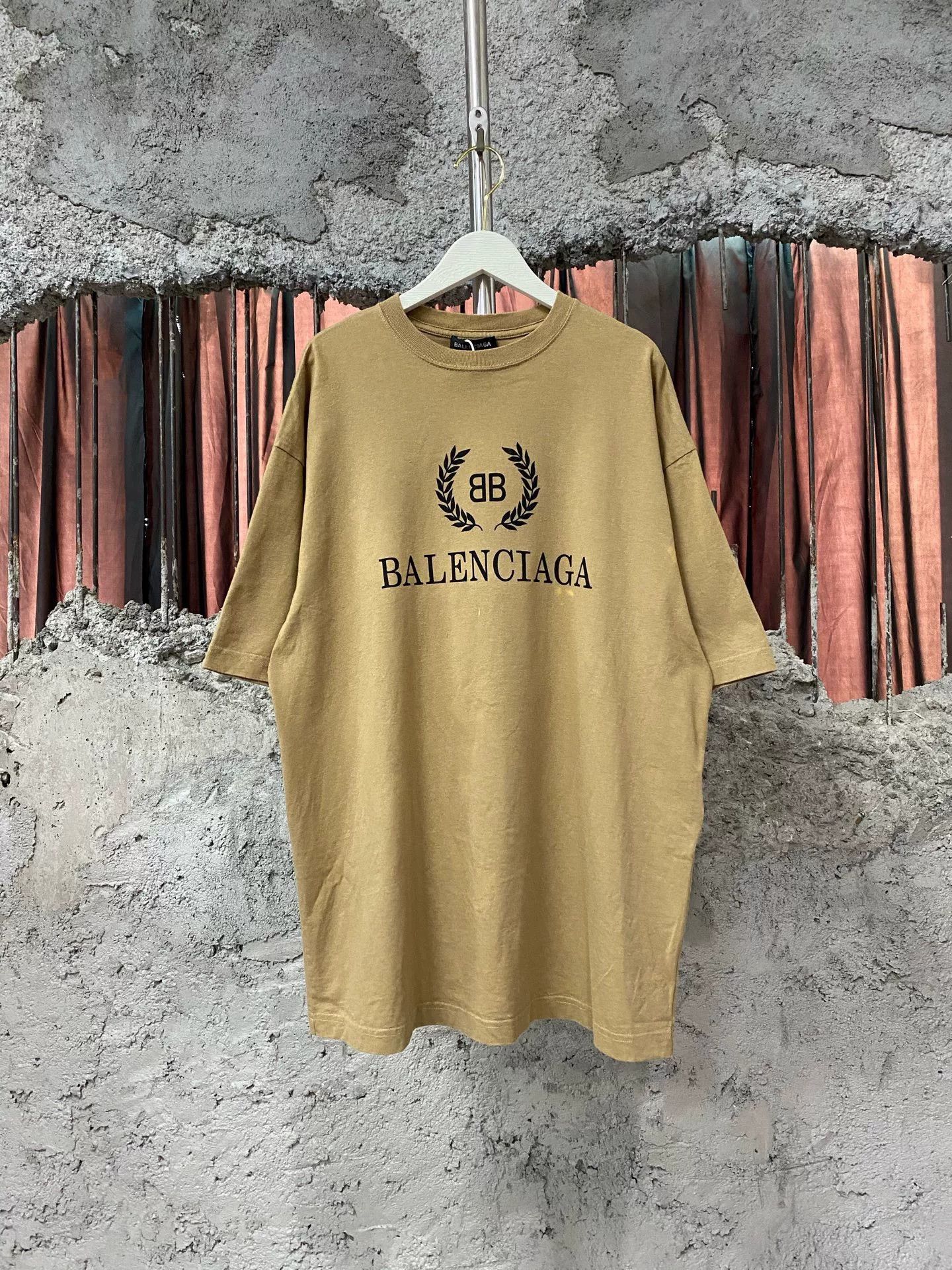 Balenciaga balenciaga麦穗短袖短袖t恤 Size US XS / EU 42 / 0 - 1 Preview
