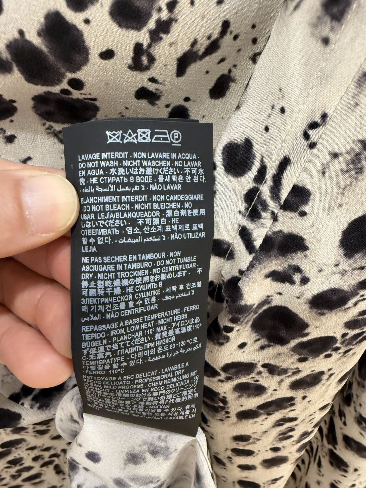 Saint Laurent Paris Snow leopard print silk shirt collar size38 Size US M / EU 48-50 / 2 - 11 Thumbnail