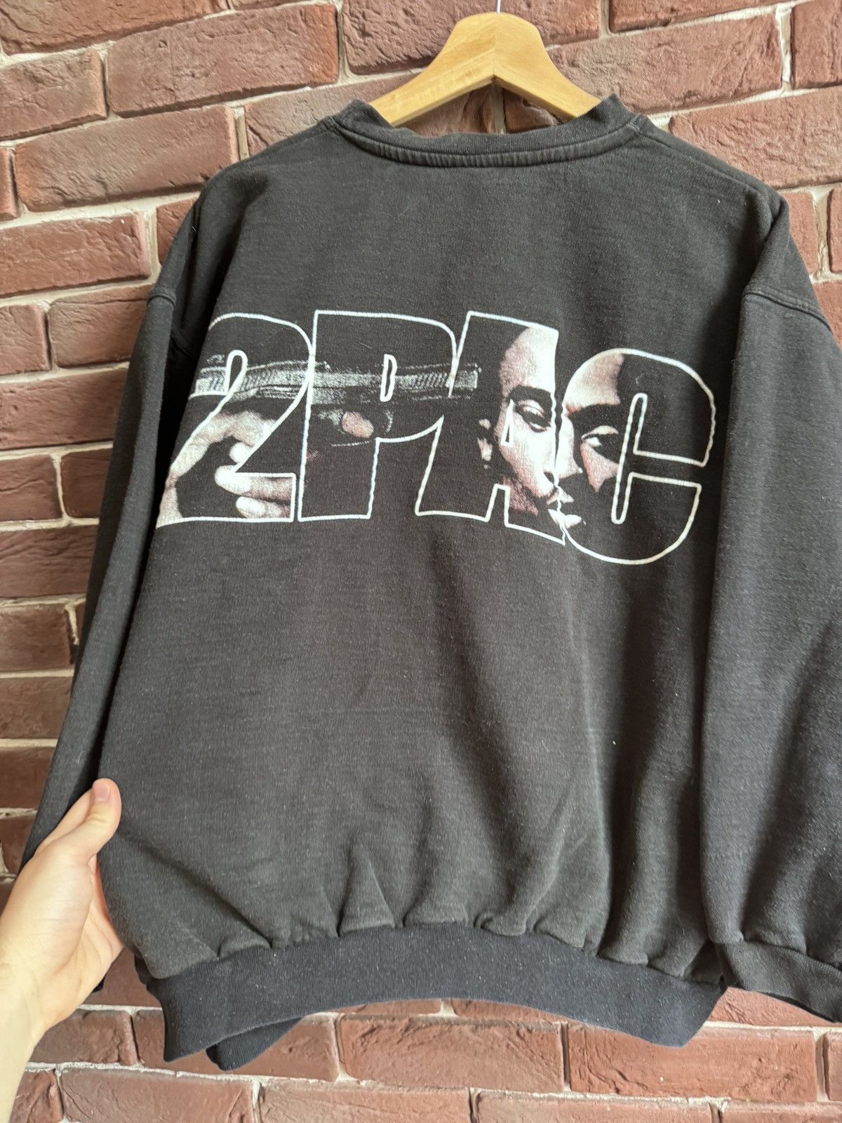 Band Tees Rare 2Pac Marijuana 00s Vintage Rap Band Sweatshirt Tupac y2 Size US L / EU 52-54 / 3 - 11 Thumbnail