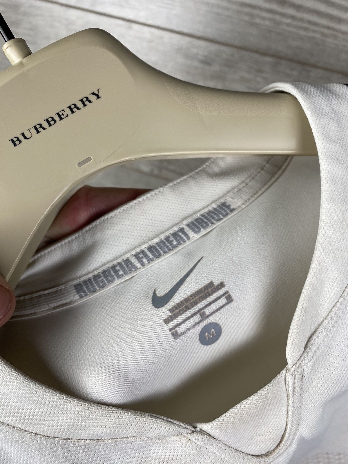 Nike × Vintage England Jersey Rugby Shirt Nike 381477-100 Size M Size US M / EU 48-50 / 2 - 3 Thumbnail