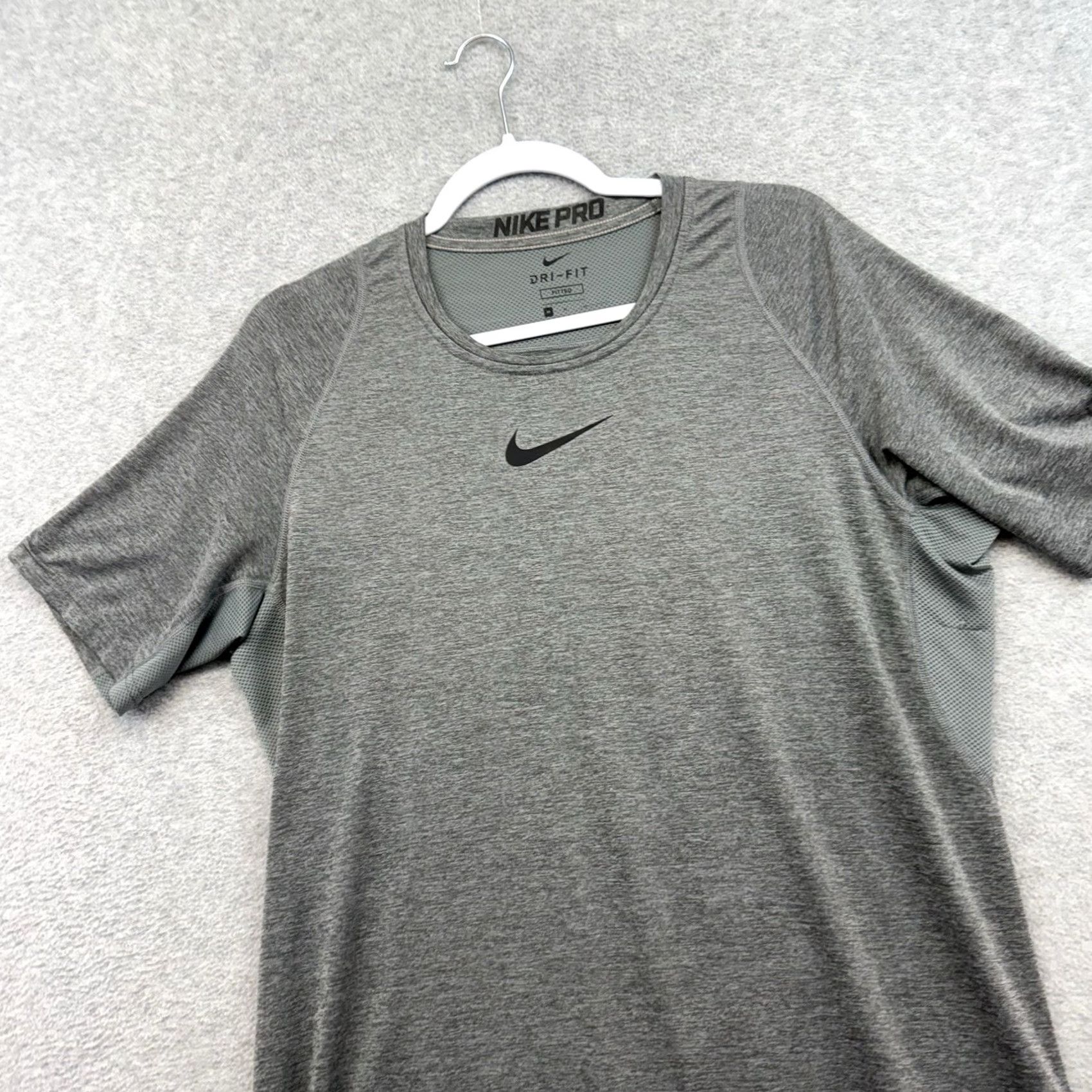 Nike Nike Pro Shirt Medium Gray Dri-Fit Mens Crew Neck Short Sleeve Nike Pro Combat Polyester Spandex Logo Size US M / EU 48-50 / 2 - 3 Thumbnail