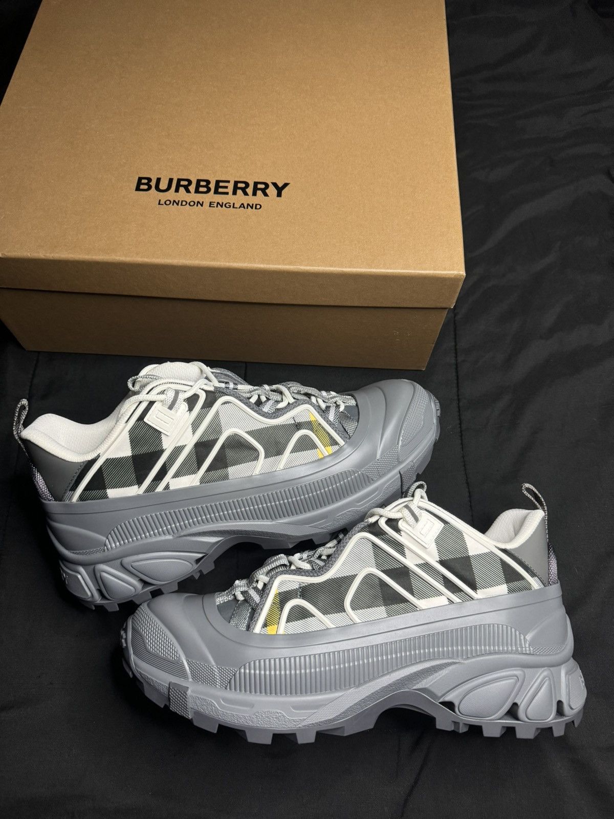 Burberry Arthur Chunky Low-Top Sneakers size 41/ 8 us Size US 8 / EU 41 - 1 Thumbnail