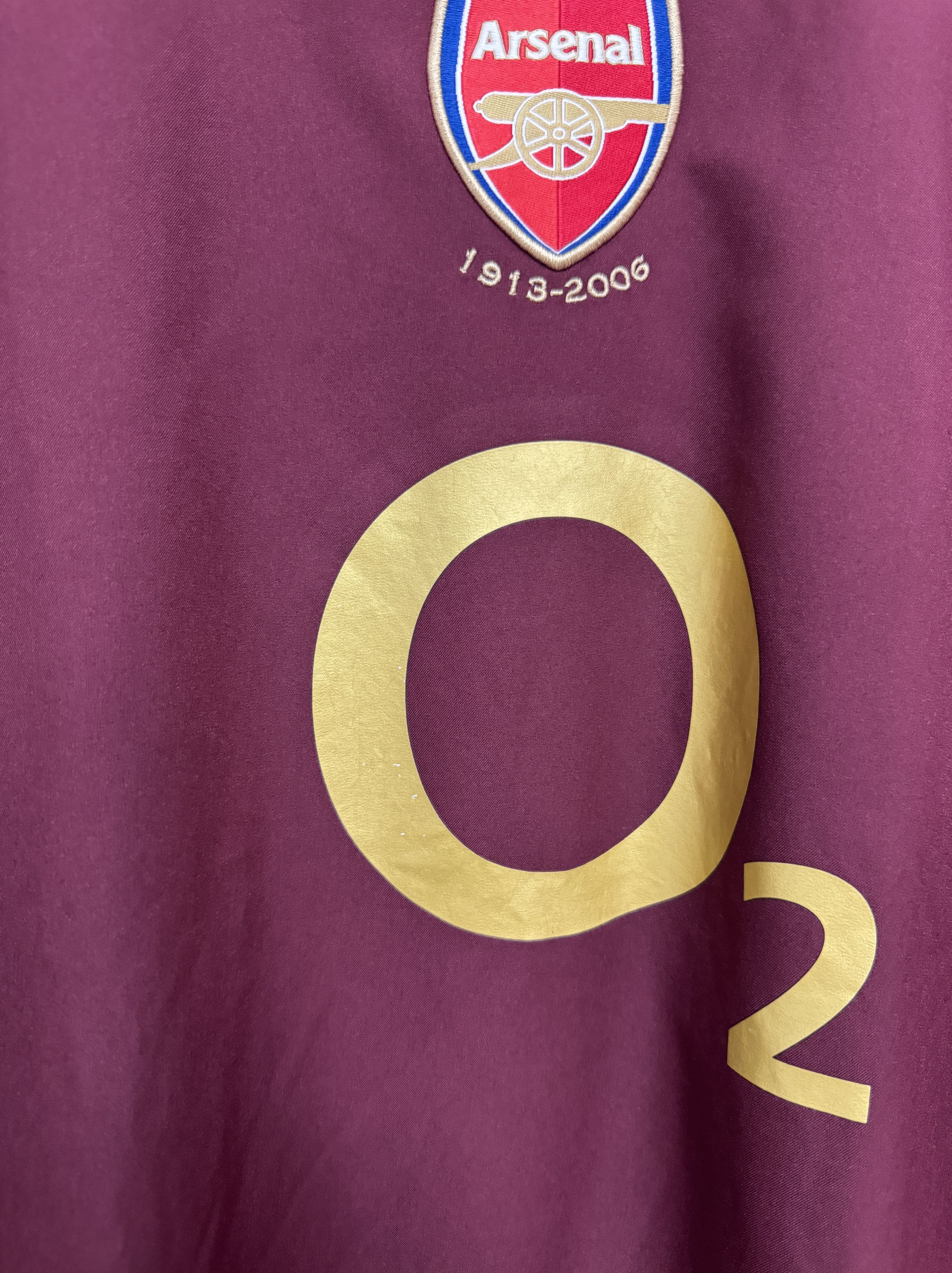 Nike Arsenal 2005 2006 Highbury O2 Long Football Shirt Size L Size US L / EU 52-54 / 3 - 3 Thumbnail