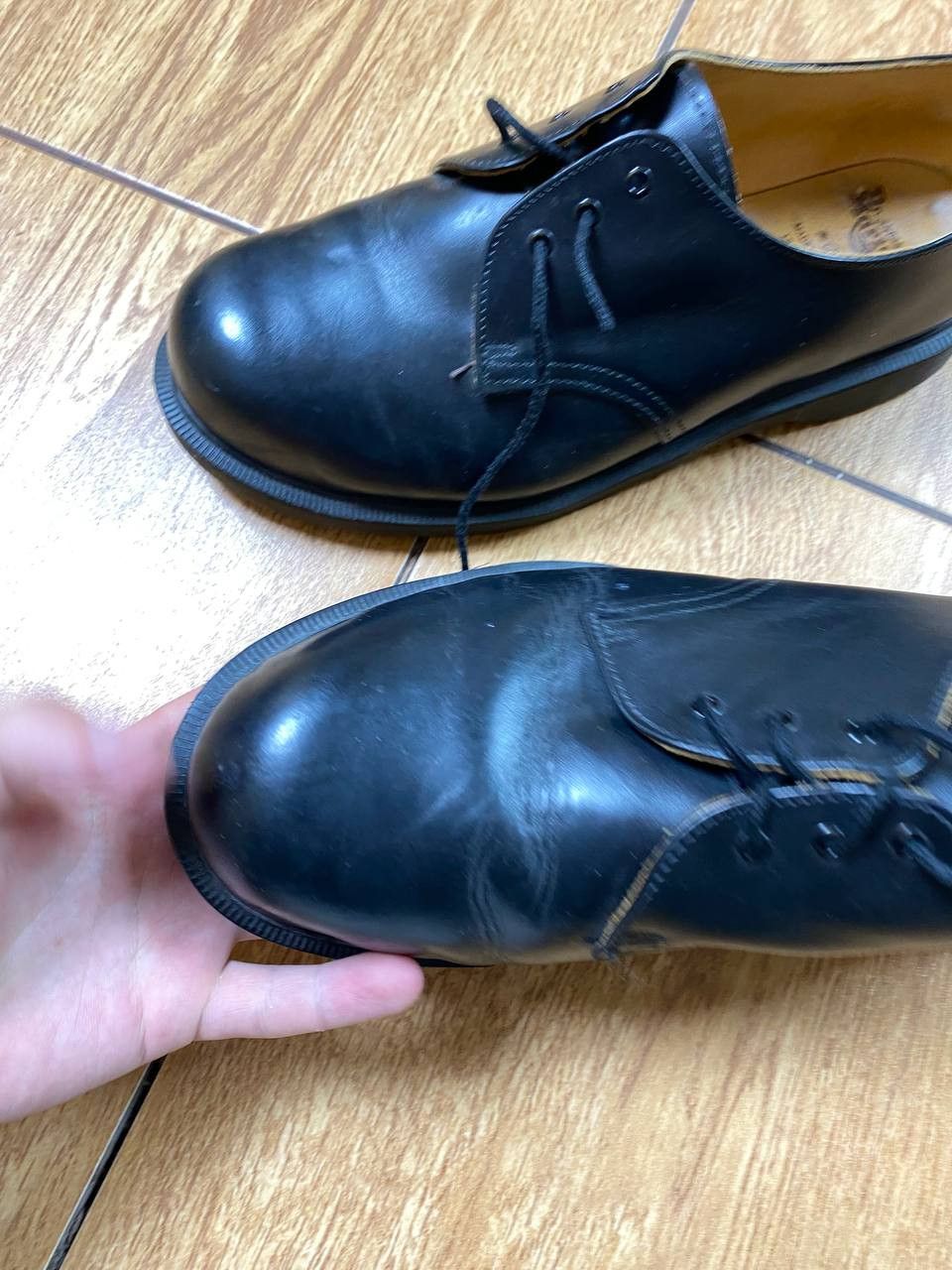 Dr. Martens 1980s Doc Martens Leather Derby Made In England Size US 9 / EU 42 - 15 Thumbnail