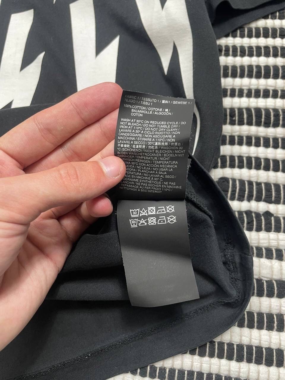 Designer × Japanese Brand × Neil Barrett Neil Barrett Slim Fit Lighting Logo Tee T-Shirt Y2K Size US XS / EU 42 / 0 - 9 Thumbnail