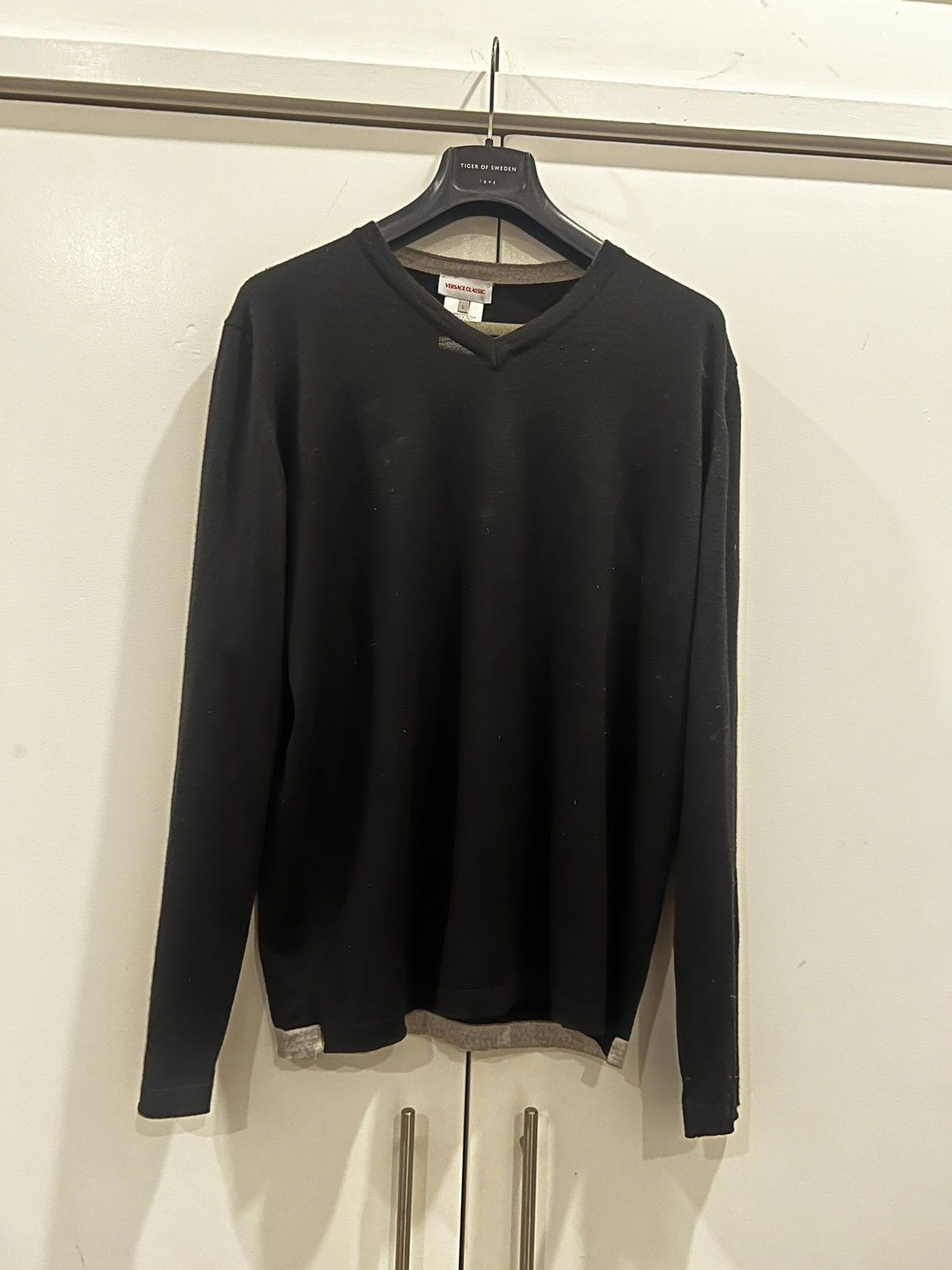 Versace Versace black wool sweater with gray trim Size US M / EU 48-50 / 2 - 1 Thumbnail