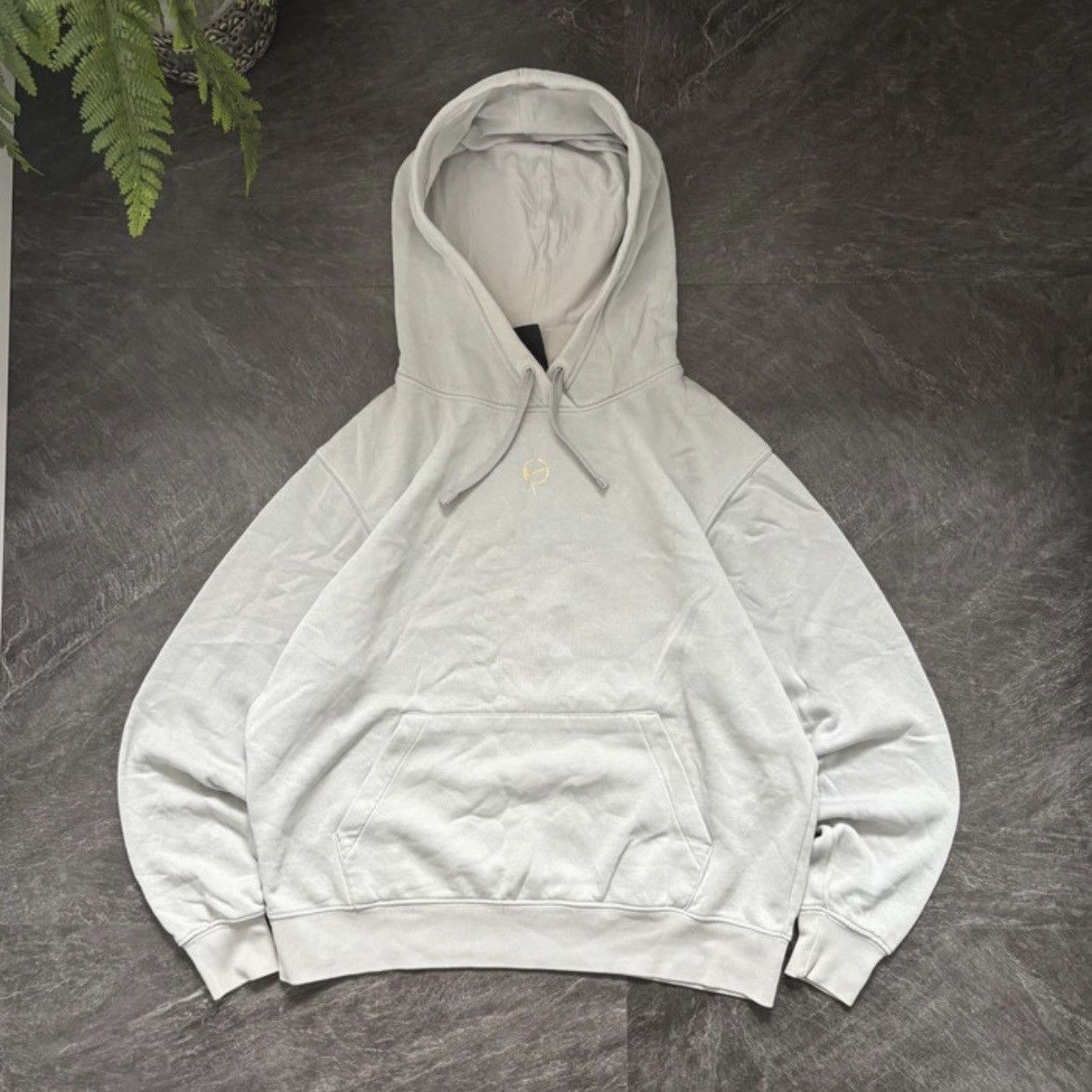 Nike 00s Nike Vintage Oversized Loose Fit Center Logo Hoodie Rare Size US S / EU 44-46 / 1 - 1 Thumbnail