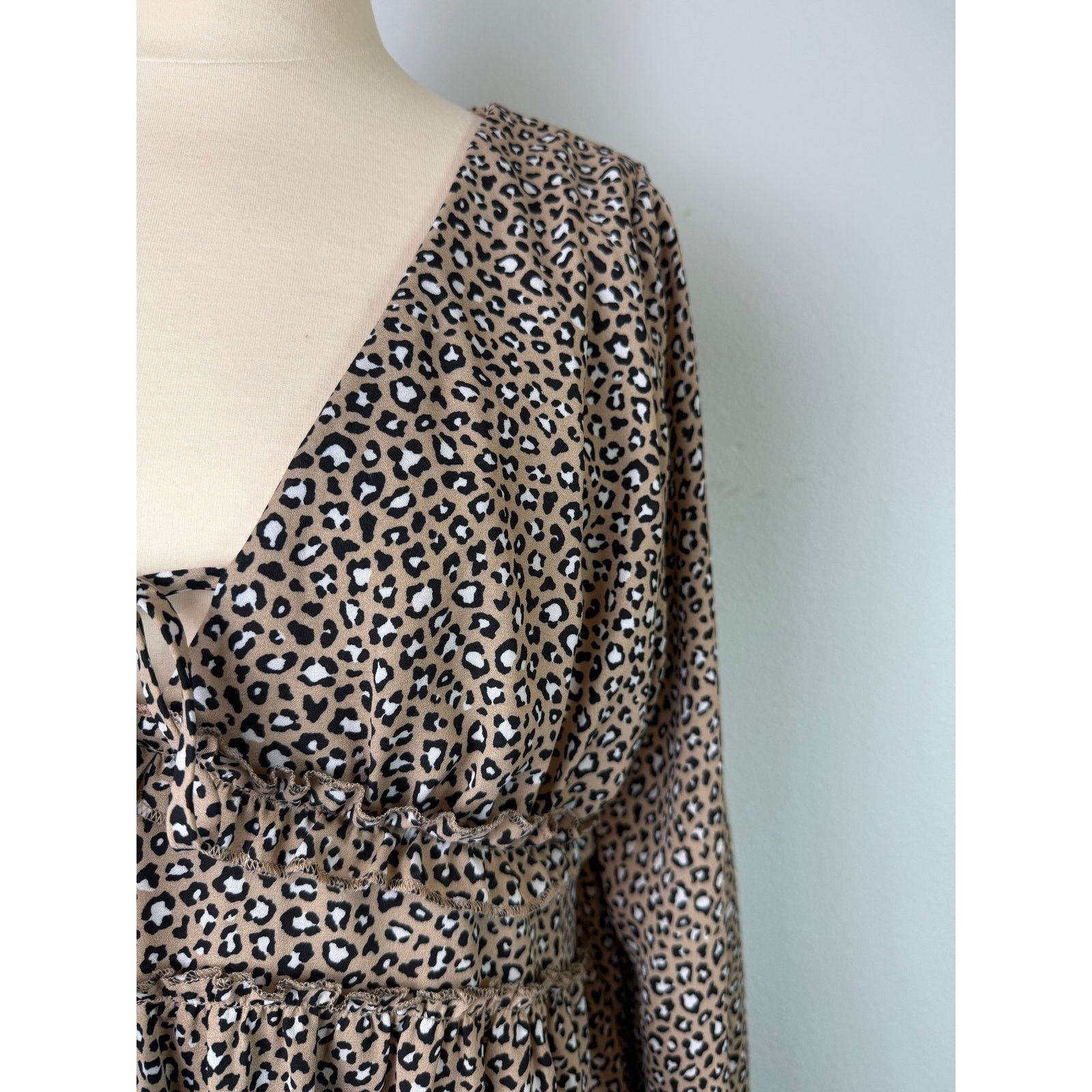 Chicos Altar'd State Leopard Print Dress, Sz Large Size L / US 10 / IT 46 - 3 Thumbnail