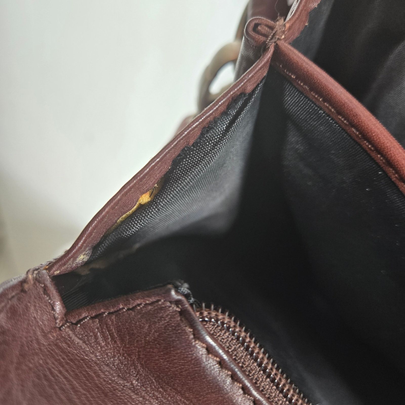 Other Dilana Executive Series Leather Briefcase. Size ONE SIZE - 6 Thumbnail