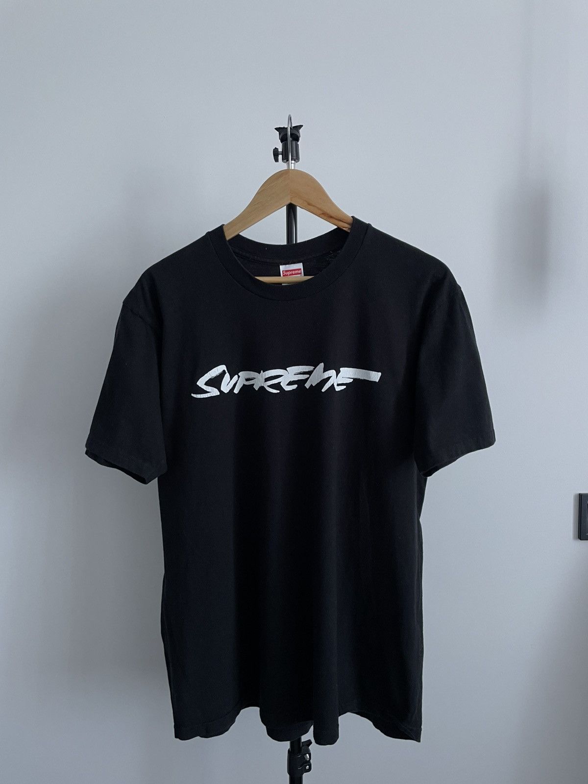 Supreme Supreme Futura Logo Tee Black T-Shirt Size US L / EU 52-54 / 3 - 1 Thumbnail