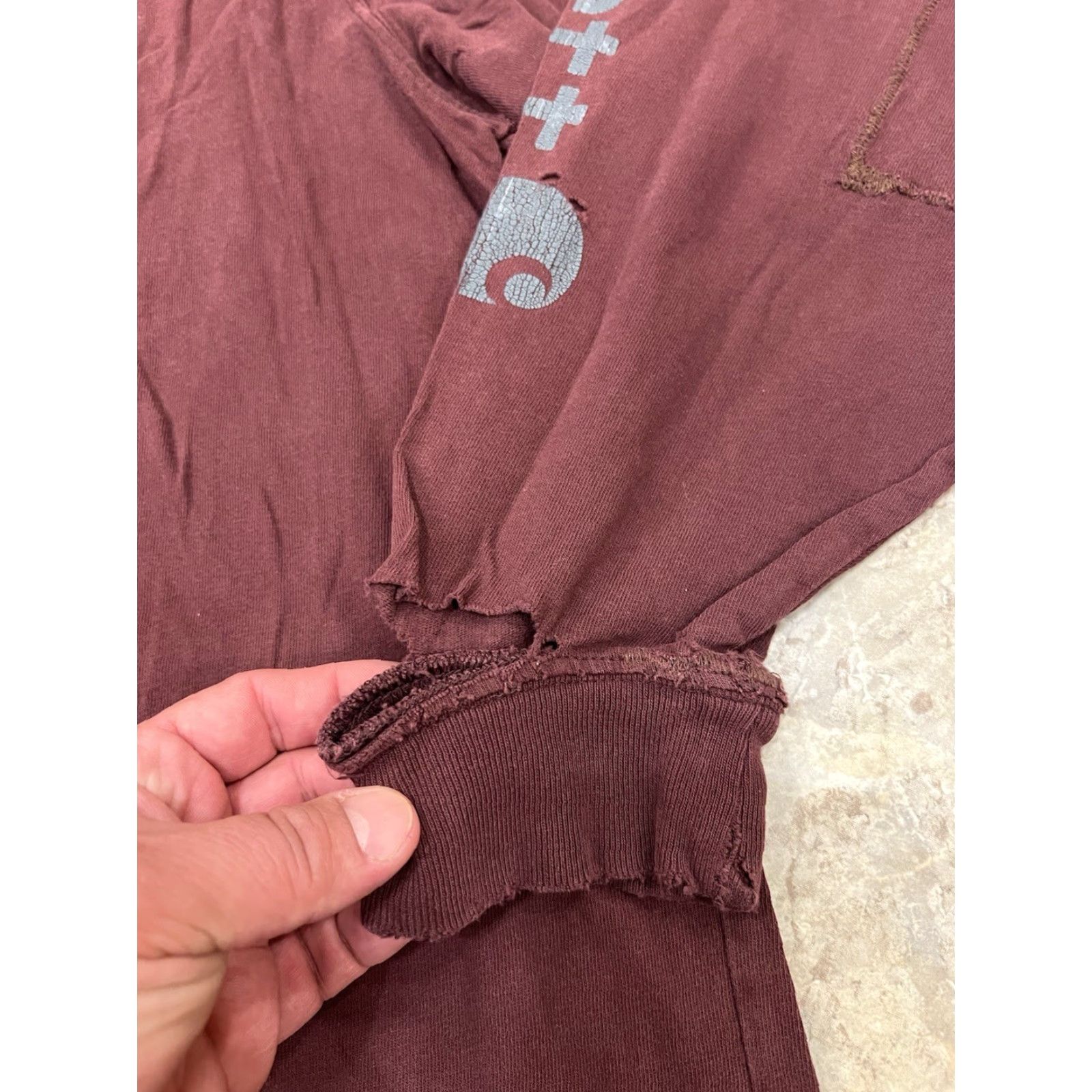 Carhartt VINTAGE Carhartt K231 Logo T-Shirt Mens XL Red Distressed Thrashed Long Sleeve Pullover Crew Neck Heavyweight Adventure Outdoor Workwear Shirt Mens Size US XL / EU 56 / 4 - 6 Thumbnail