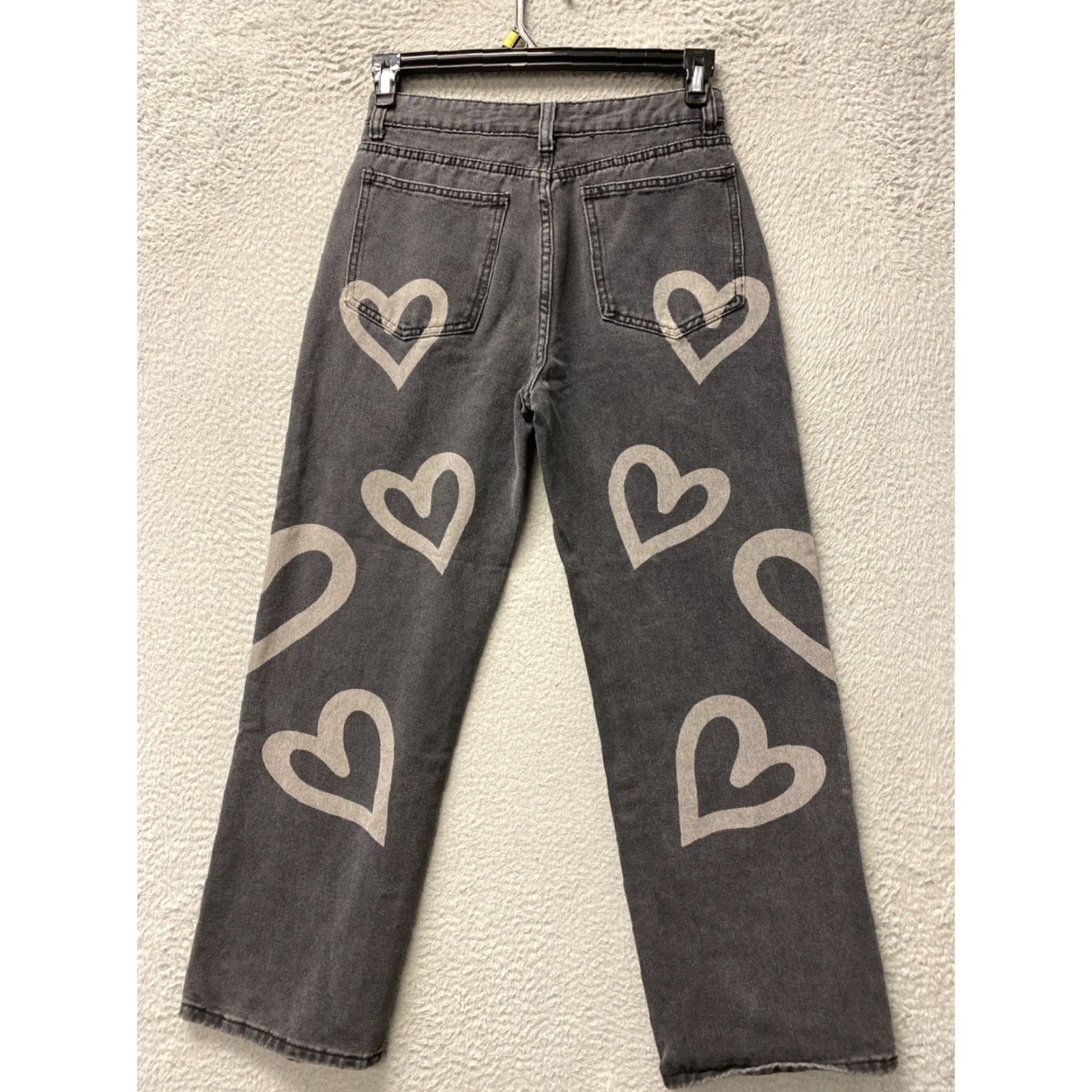 Vintage 90s Boyfriend Heart Jeans Women's Black Straight High Rise Denim 28x28 Regular 5-Pocket Button Closure Machine Washable Size 28" / US 6 / IT 42 - 7 Thumbnail
