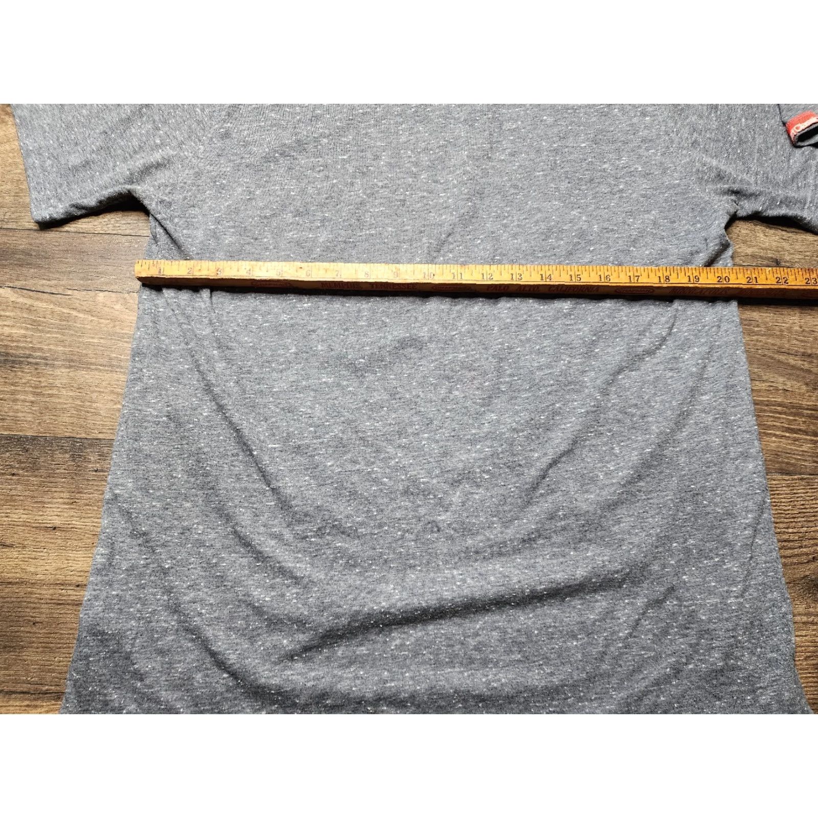 Vintage VINTAGE Surf Classics T-Shirt Adult Large Gray Jamaica One Love Island Short Sleeve Crew Neck Mens Size US L / EU 52-54 / 3 - 3 Thumbnail