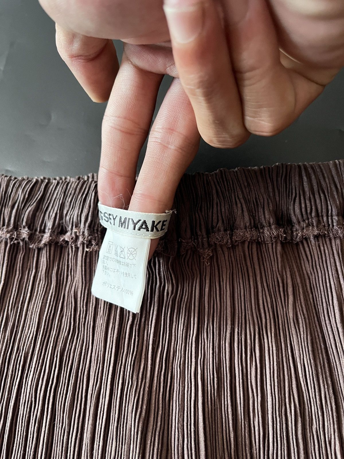 Pleats Please Issey Miyake Brown Issey miyake pleats 1990 Size 28" / US 6 / IT 42 - 7 Thumbnail