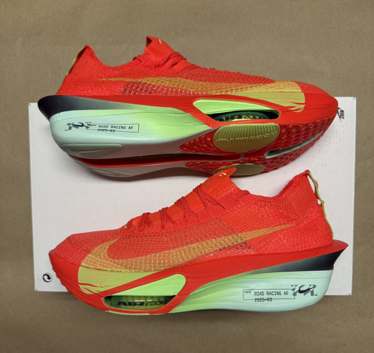 Nike Nike Air Alphafly Next 3% Mens sz 15 running shoes NEW! Size US 15 / EU 48 - 1 Thumbnail