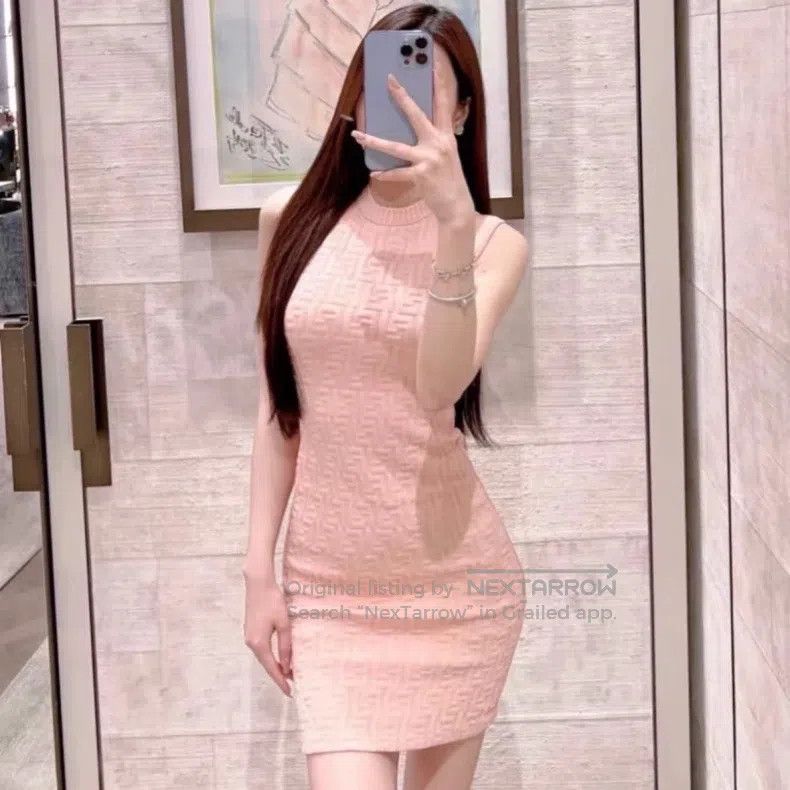 Fendi Fendi SS22 Logo Raised Embossing Sleeveless Dress Size M / US 6-8 / IT 42-44 - 1 Thumbnail