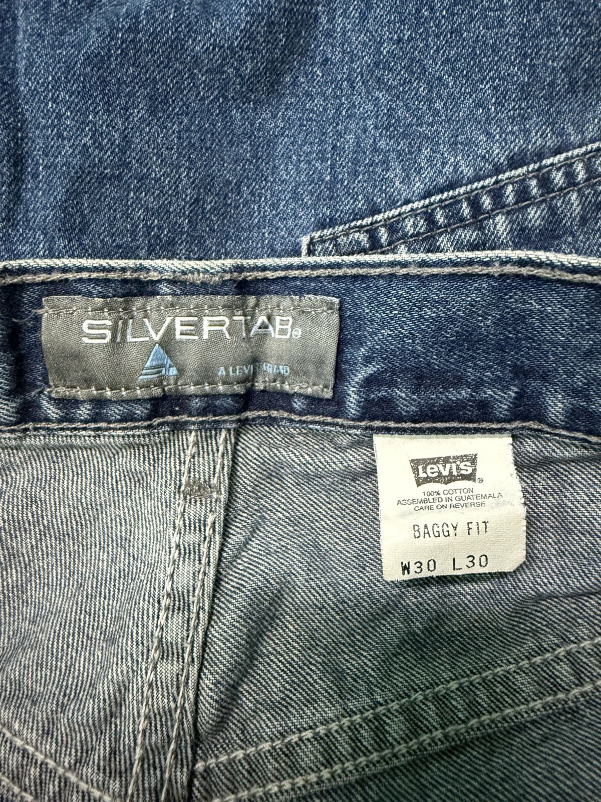 Levi's Vintage Clothing LEVIS SILVERTAB BAGGY JEANS Size US 26 / EU 42 - 12 Thumbnail
