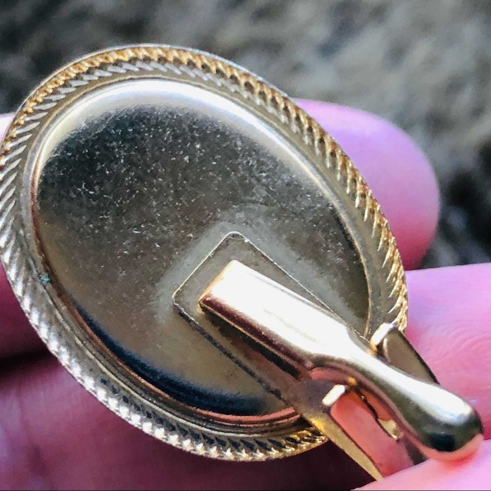Vintage Vintage repurpose cameo scarf clothing clips with chain Size ONE SIZE - 10 Thumbnail