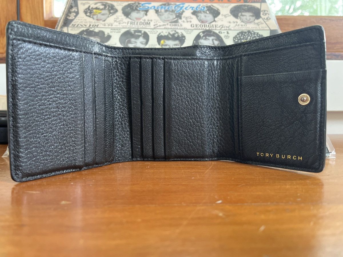Tory Burch Tory Burch Black Pebbled Logo Jacquard Linied Bifold Wallet Size ONE SIZE - 3 Thumbnail