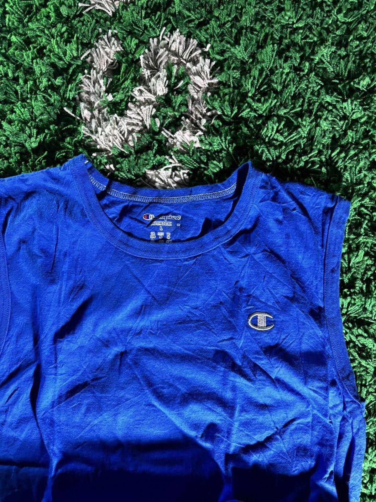 Champion 2010s Champion Sleeveless Tank-Top Size US L / EU 52-54 / 3 - 3 Thumbnail