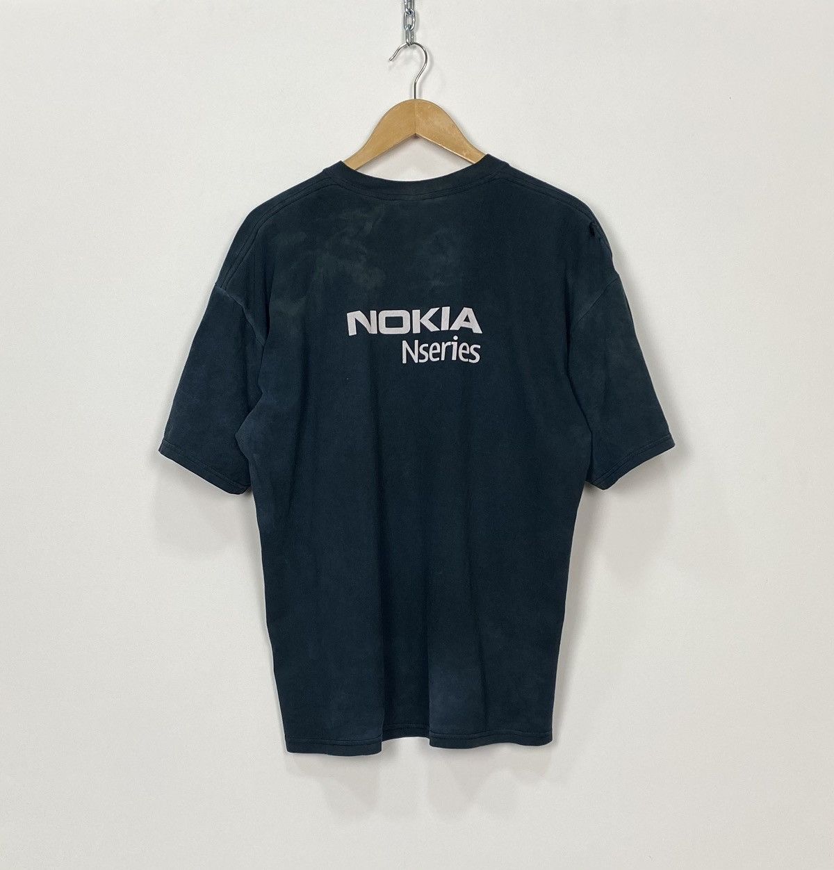 Vintage Vintage Gildan Heavy Cotton Nokia Nseries 2005 T-Shirt XL Size US XL / EU 56 / 4 - 10 Thumbnail