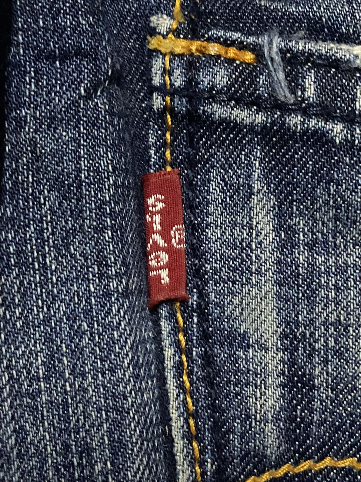 Levi's Vintage Levis 504 Fade Wash Distressed Straight Loose Jeans Size US 32 / EU 48 - 17 Thumbnail
