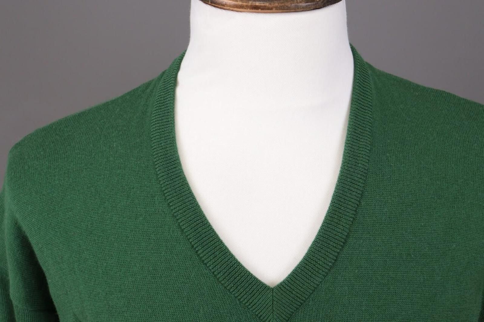 Lacoste Lacoste Green V-Neck Wool Jumper Sweater Size 7 / XXL Size US M / EU 48-50 / 2 - 7 Thumbnail