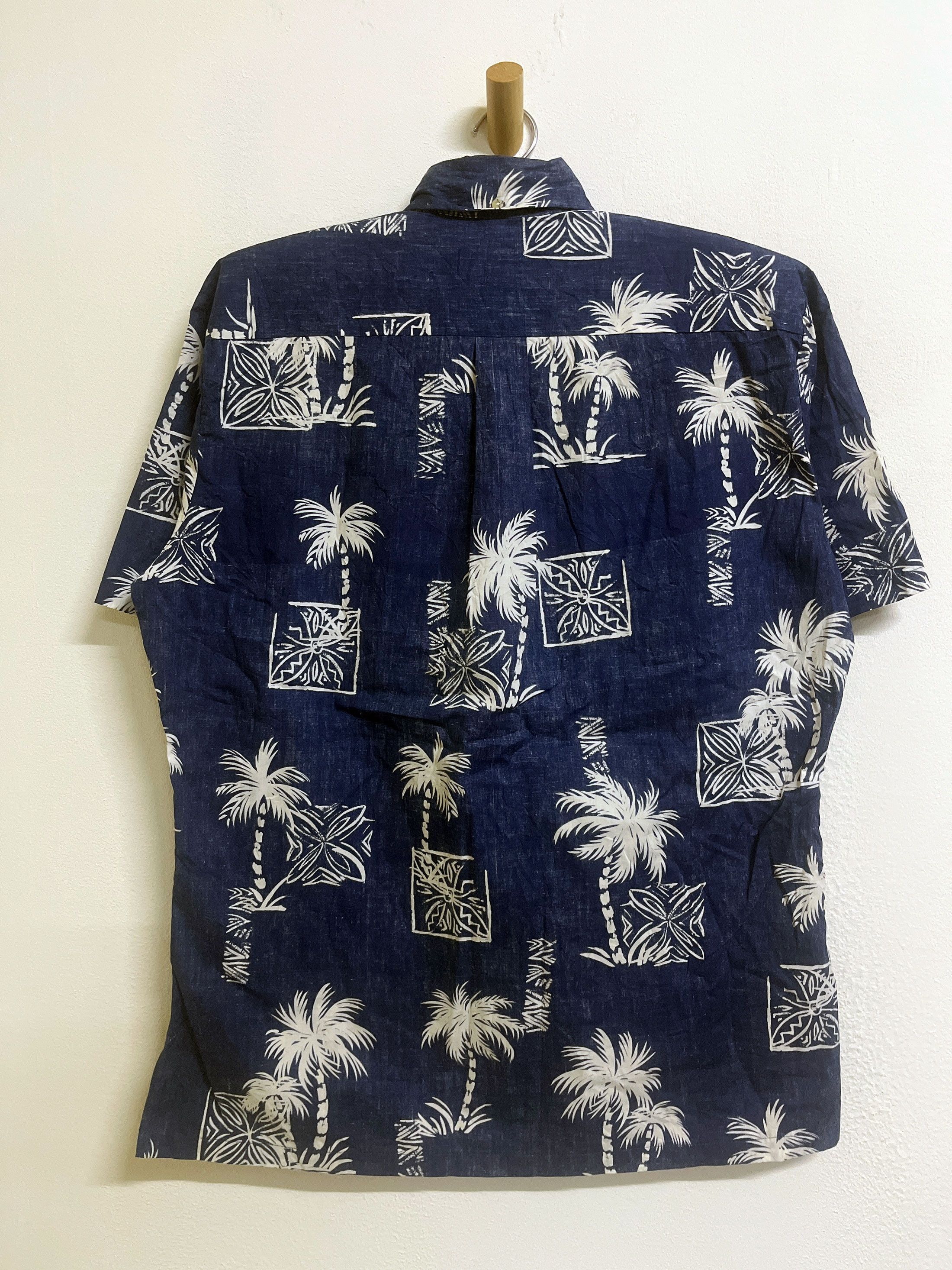Individualized Shirts Avanti Button Down Short Sleeve Hawaii Hawaiian Size US M / EU 48-50 / 2 - 3 Thumbnail