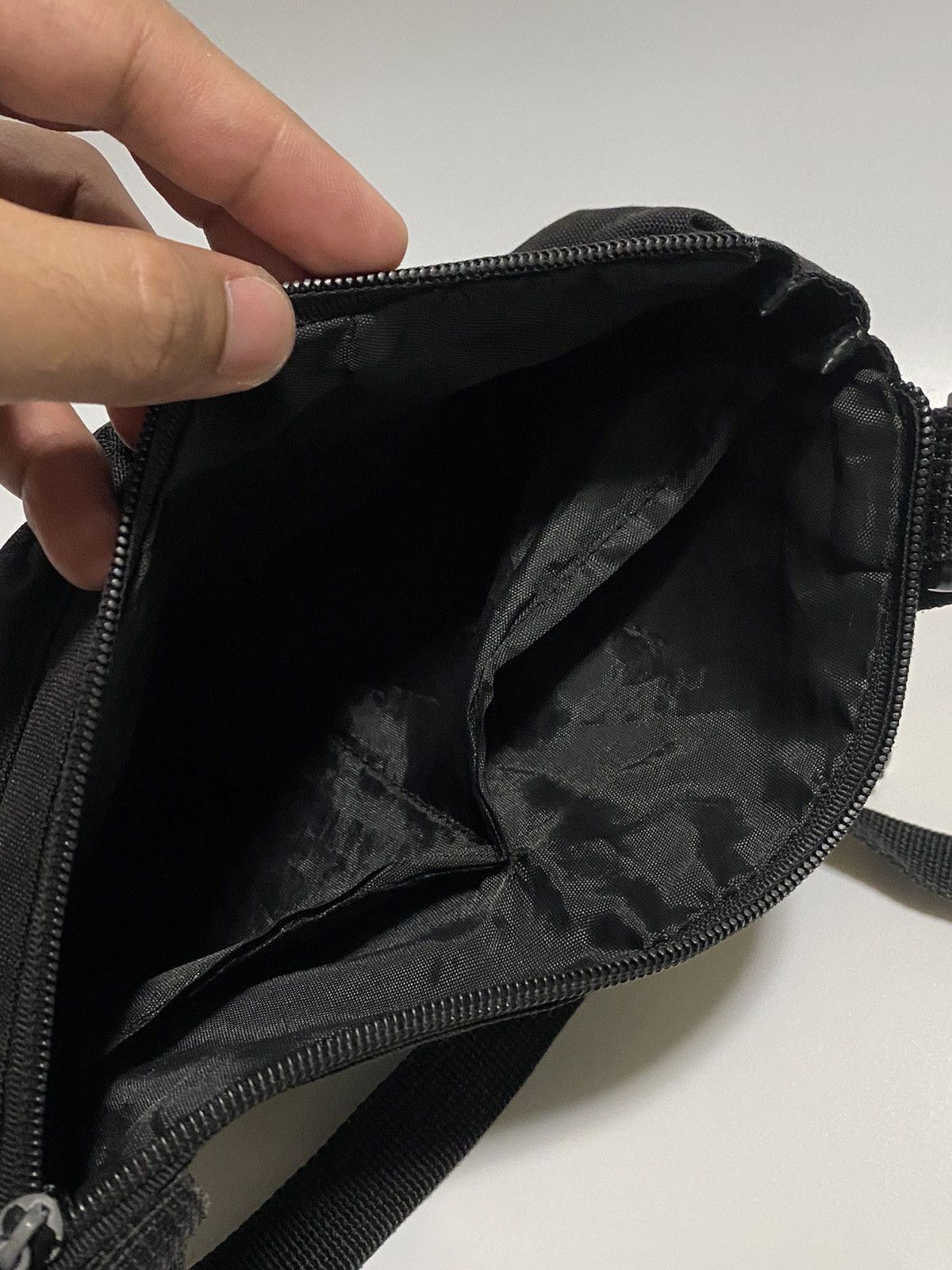 Issey Miyake Ne-Net by Issey Miyake - Flat Sling Bag Size ONE SIZE - 6 Thumbnail