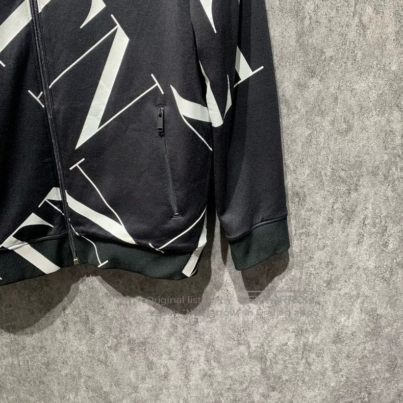Valentino Valentino Full print jacket Size US L / EU 52-54 / 3 - 7 Thumbnail