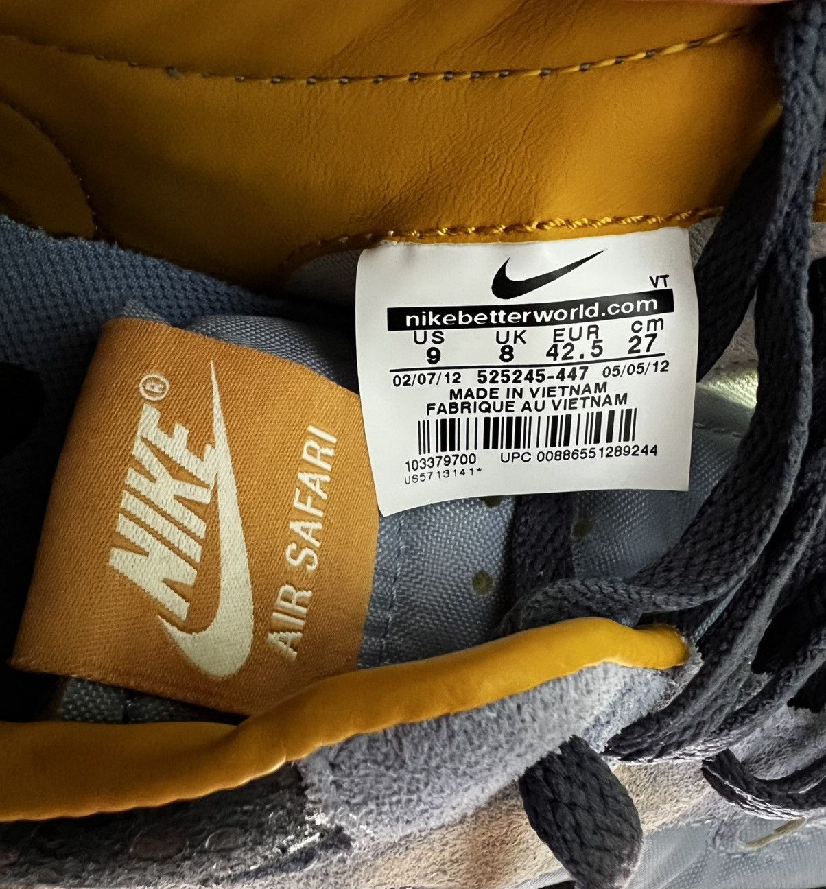Nike Nike Air Safari VNTG - Size UK 8 Size US 8 / EU 41 - 24 Thumbnail