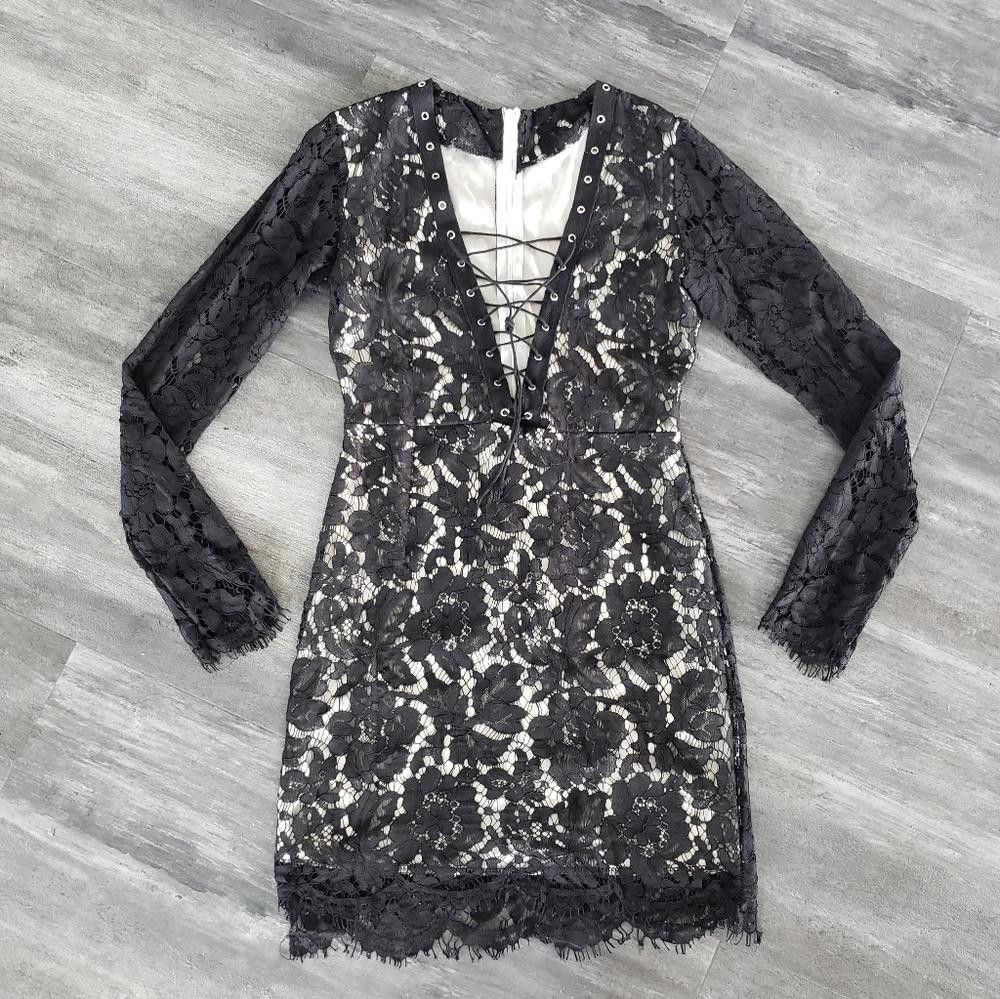 Designer Black Laced Detailed Long Sleeve Mini Size S / US 4 / IT 40 - 1 Thumbnail