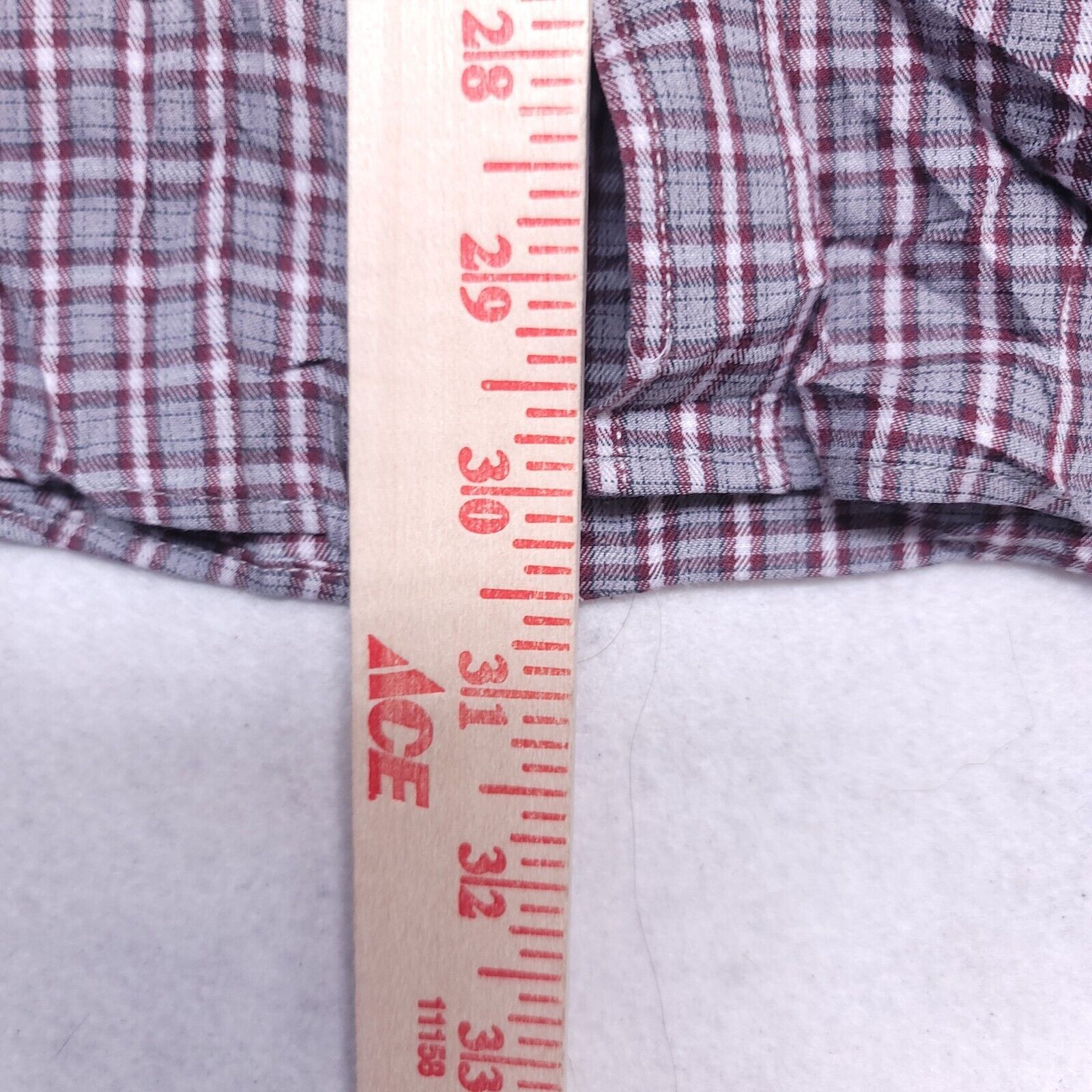 Jos. A. Bank Jos A Bank Tartan Flannel Button Up Shirt Mens Size L Maroon Size US L / EU 52-54 / 3 - 7 Thumbnail