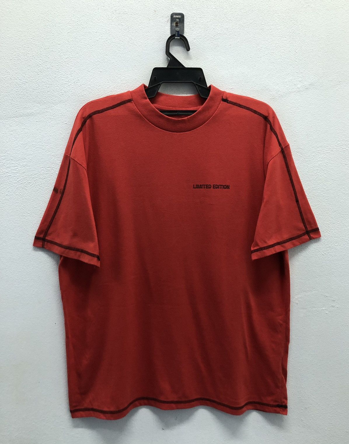 Boohoo Boohoo MAN Limited Edition "Fight Or Flight" T-Shirt Size US M / EU 48-50 / 2 - 2 Thumbnail