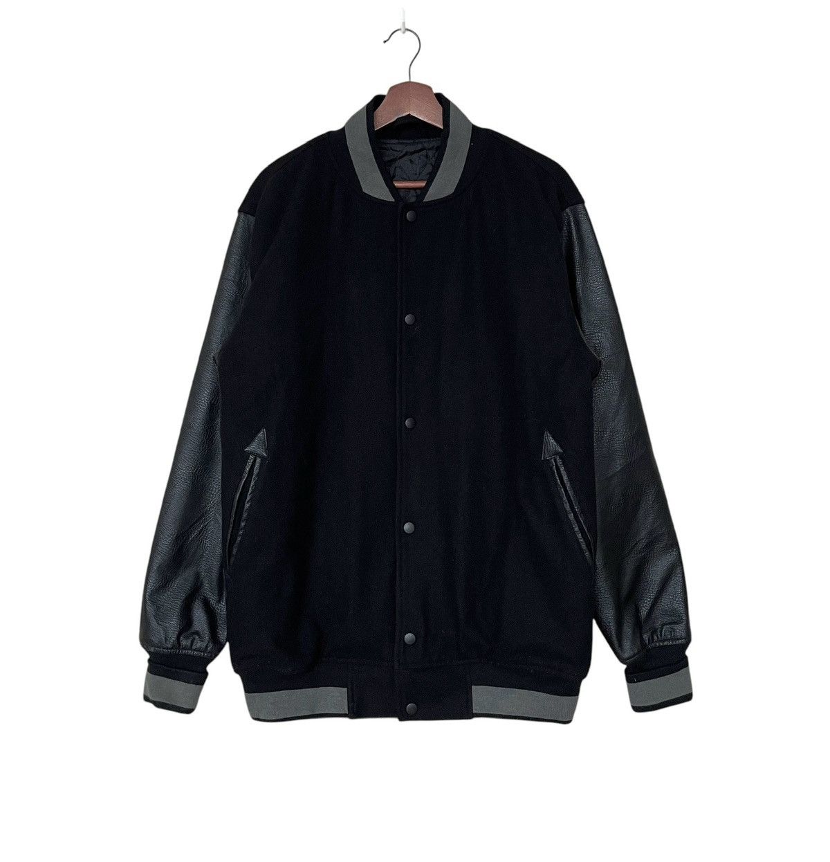 Japanese Brand Vintage Brand Octopusarmy Leather Varsity Jacket 2000s Size US XL / EU 56 / 4 - 1 Thumbnail