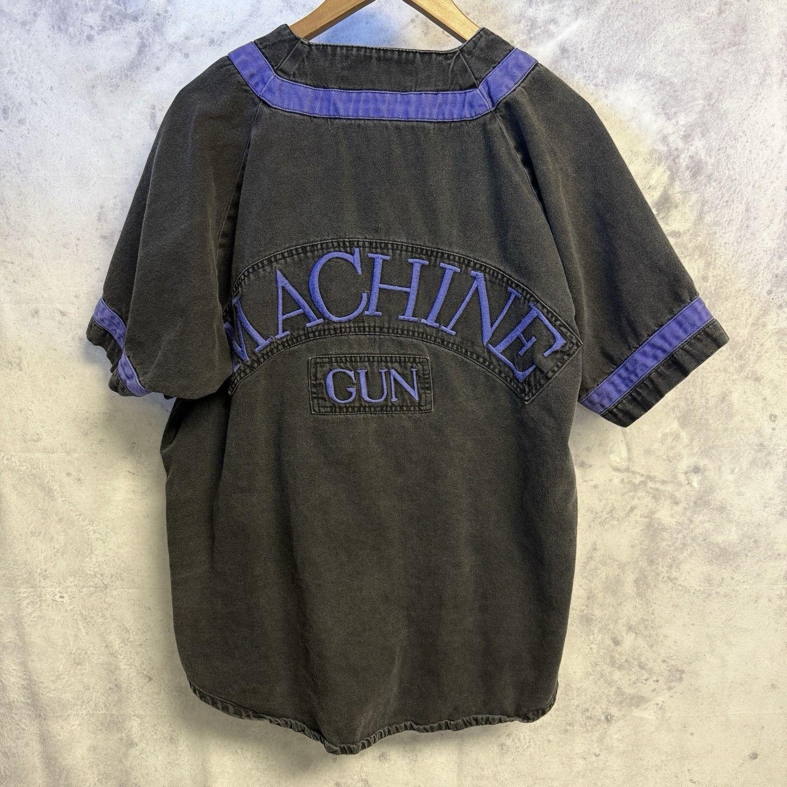 Vintage Vintage Machine Gun Shirt Mens Medium Faded Black Y2K 90s Em Size US M / EU 48-50 / 2 - 1 Thumbnail