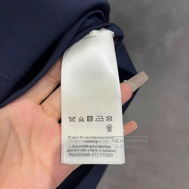 Louis Vuitton Louis Vuitton 25 New Blue Color-Block Stand Neck Button Mi Size XS / US 0-2 / IT 36-38 - 4 Thumbnail