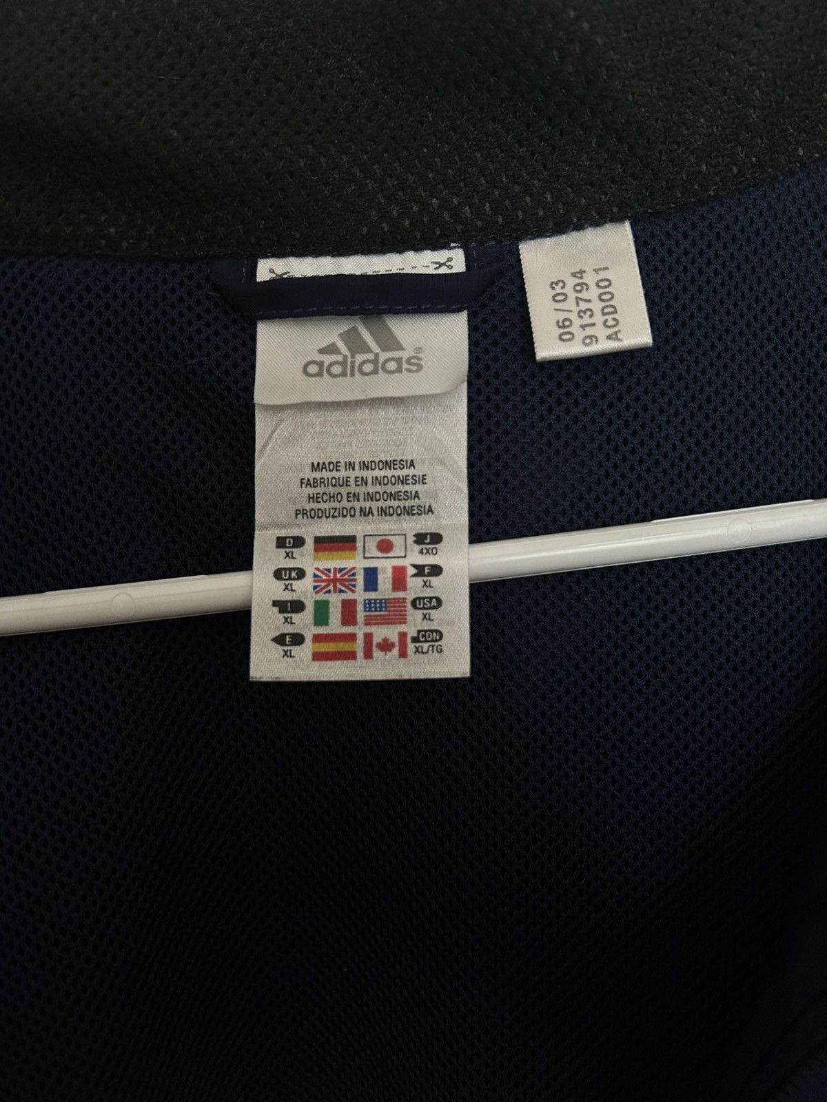 Adidas vintage Adidas windbreaker jacket from the 2003 Size US XL / EU 56 / 4 - 3 Thumbnail