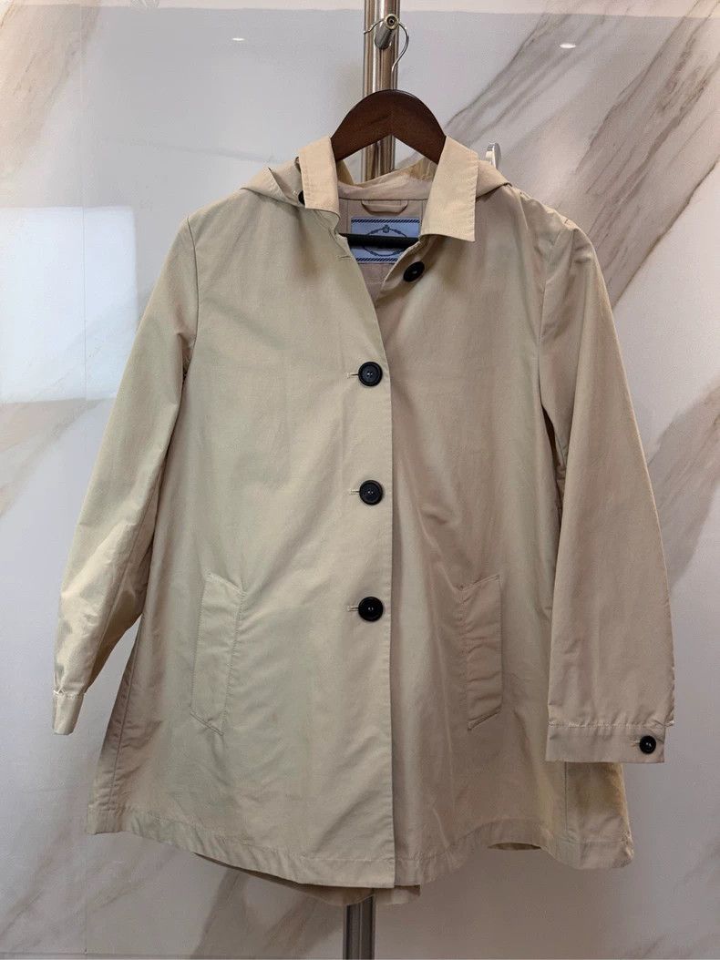 Prada Prada Khaki hooded pleated windbreaker 2501-Nextarrow Size XS / US 0-2 / IT 36-38 - 1 Thumbnail