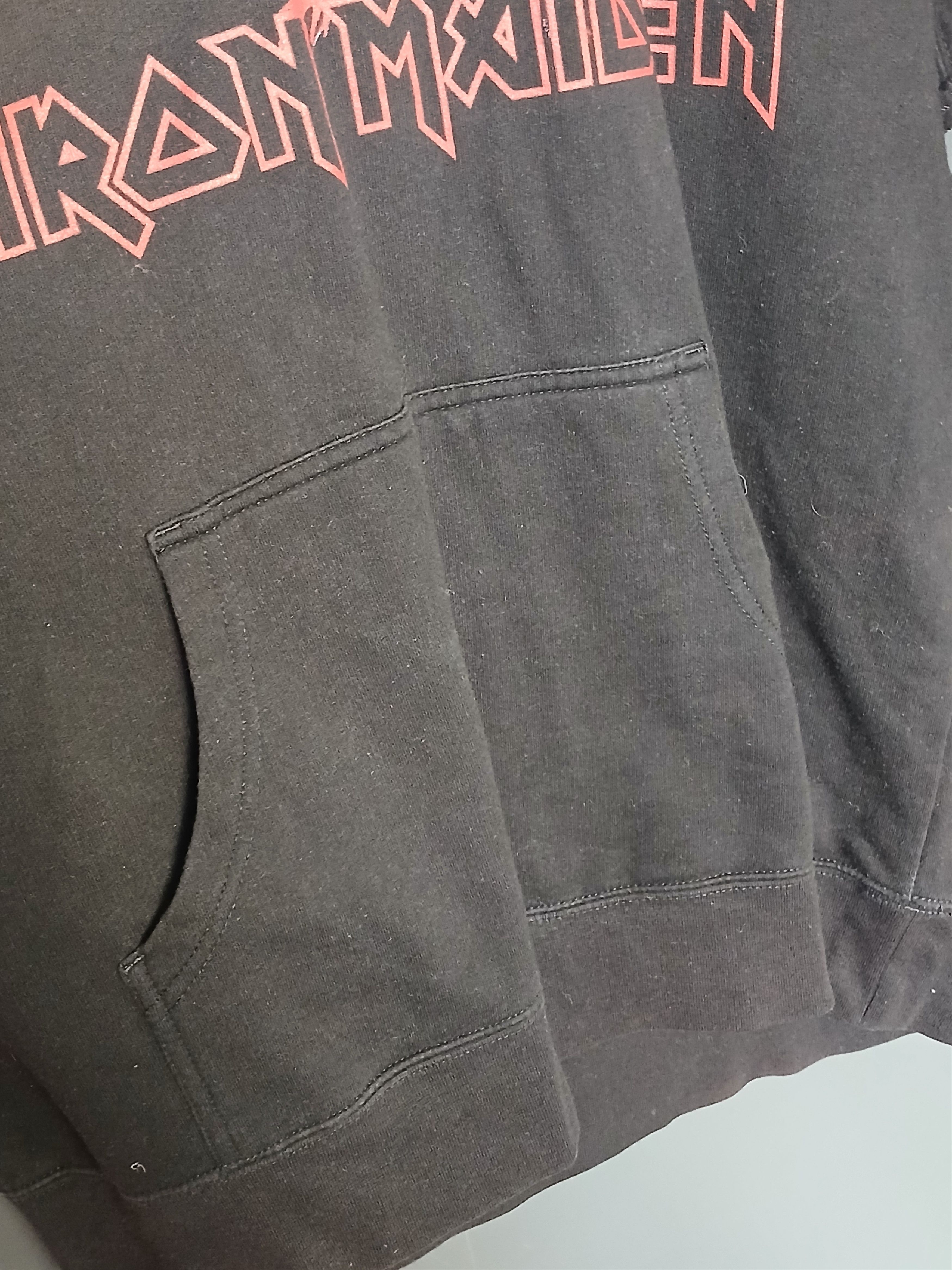 Iron Maiden Vintage 2003 Iron Maiden The Number Of The Beast Hoodie Size US L / EU 52-54 / 3 - 7 Thumbnail