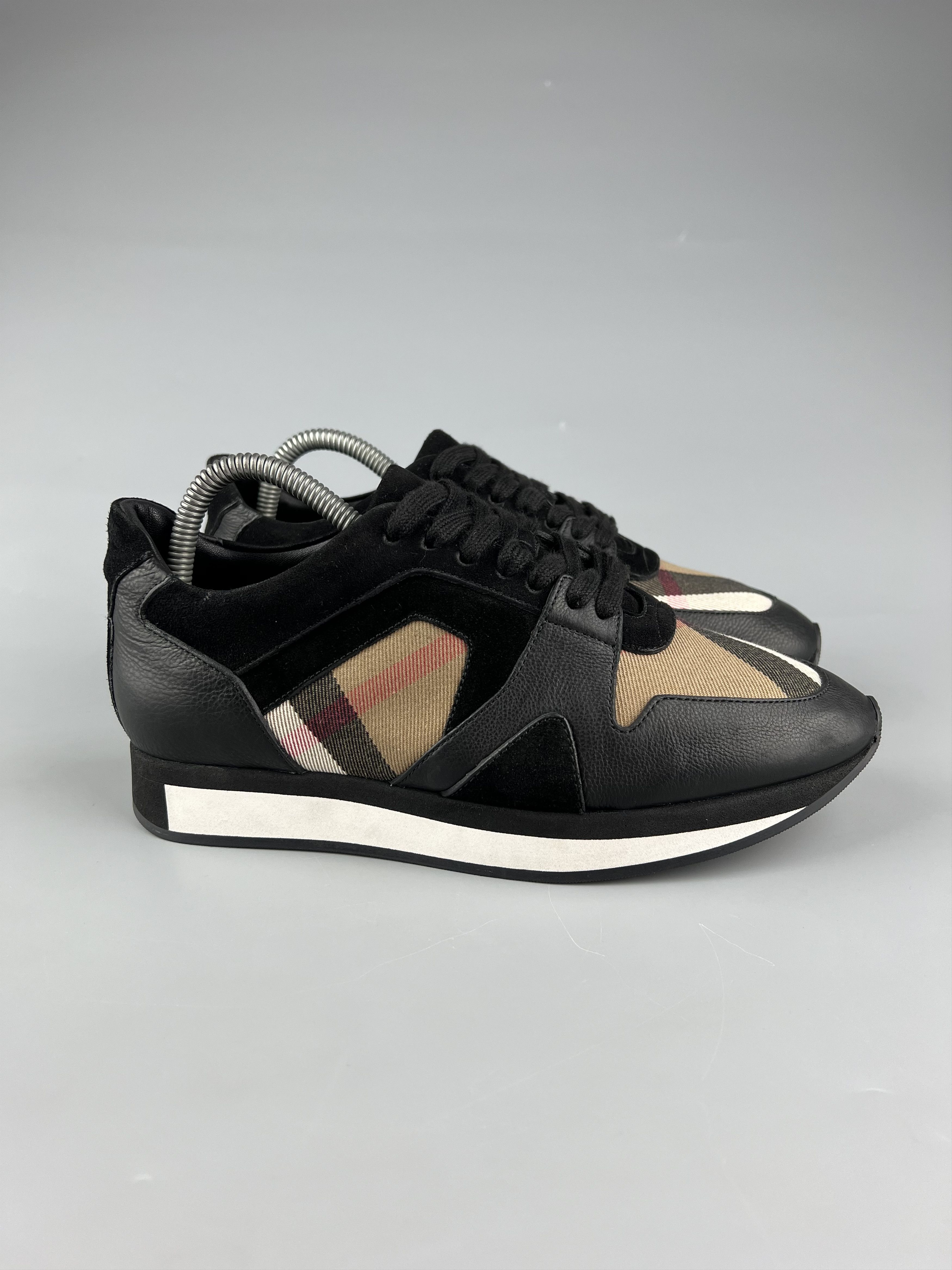 Burberry Burberry Women's Sneakers Size US 8 / IT 38 - 1 Thumbnail