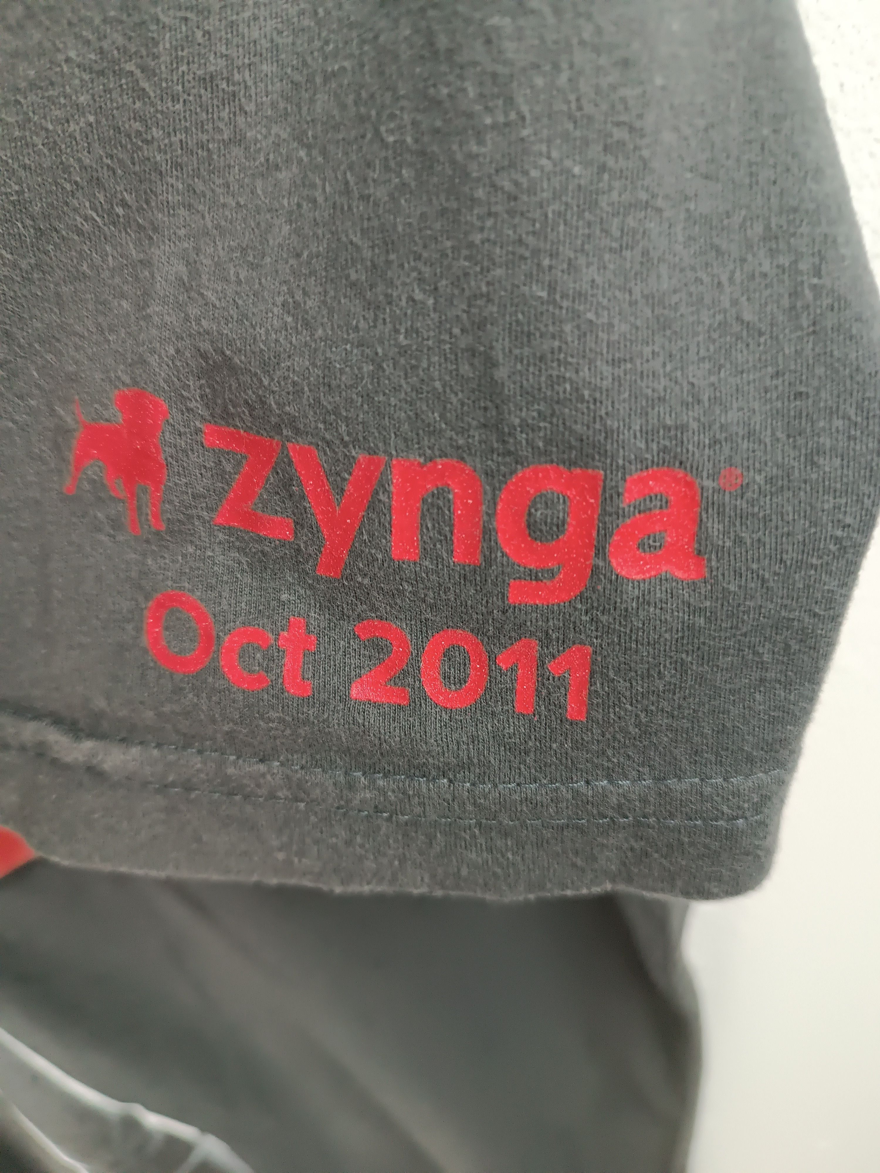 Vintage VINTAGE 2011 MAFIA WAR 2 ZYNGA POKER GAMES CALL OF DUTY Size US M / EU 48-50 / 2 - 10 Thumbnail