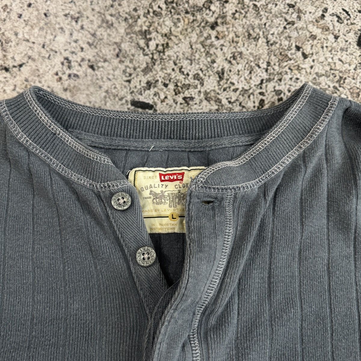 Levi's Vintage Levi's Ribbed Cotton Thermal Knit Shirt ERD Grunge Size US L / EU 52-54 / 3 - 2 Thumbnail