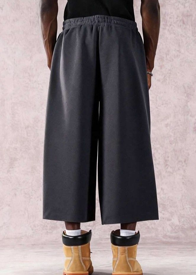 Other Gray Cropped Wide-Leg Sweatpants Size US 30 / EU 46 - 2 Thumbnail