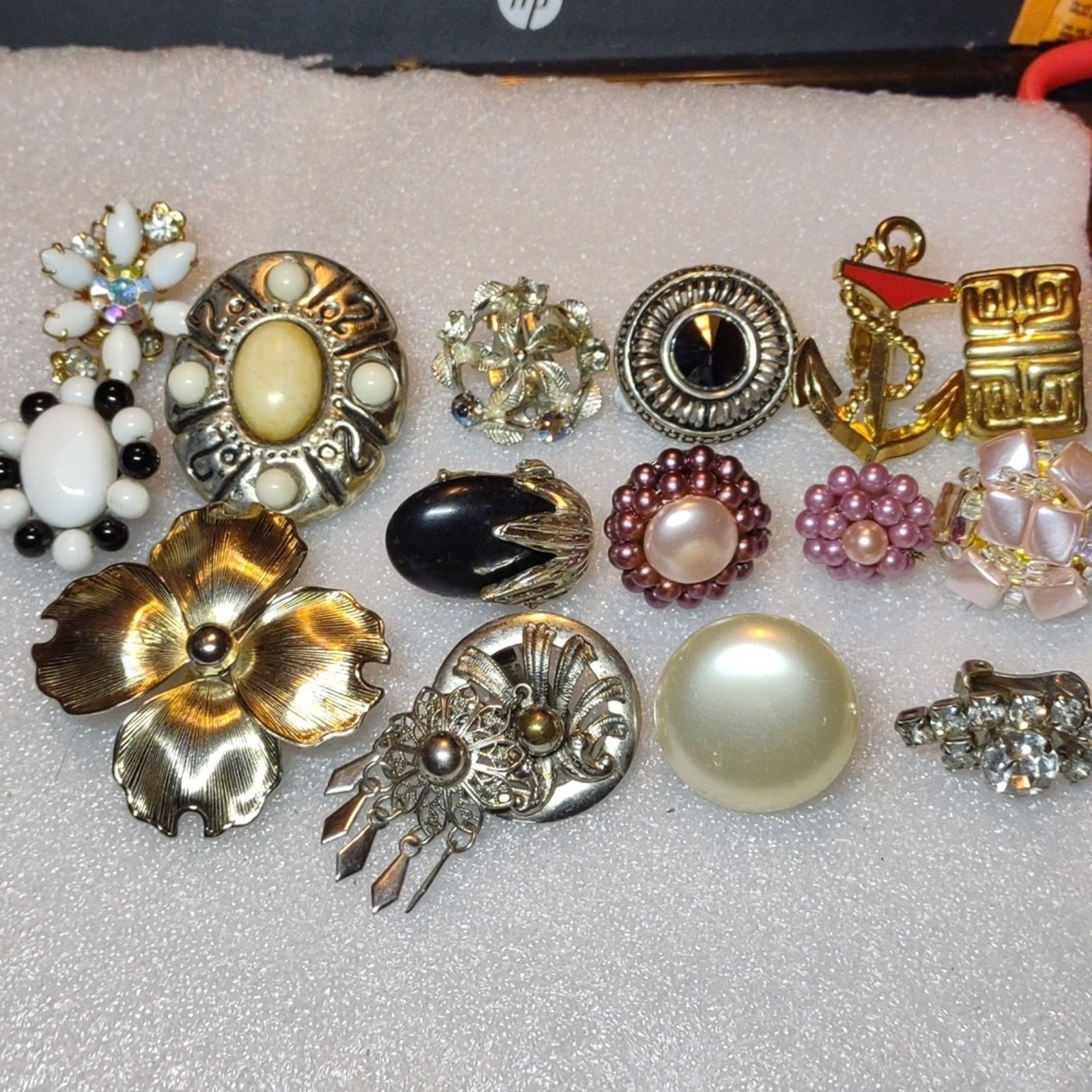Vintage Turn vintage single earrings into exquisitely lovely pendent Size ONE SIZE - 1 Thumbnail