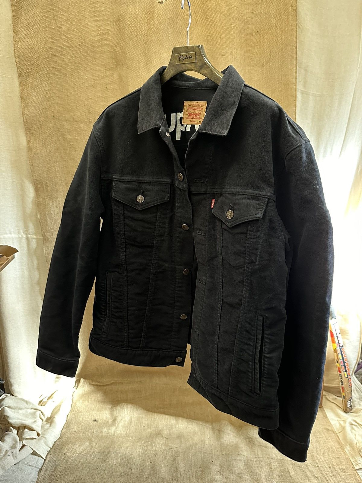 Supreme Rare Levis x Supreme black leather trucker jacket | Grailed