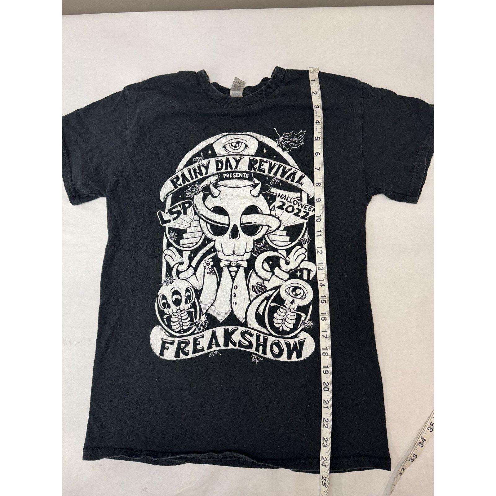 Gildan Halloween Graphic Tee Skull Freakshow Grunge Black Small Size US S / EU 44-46 / 1 - 6 Thumbnail
