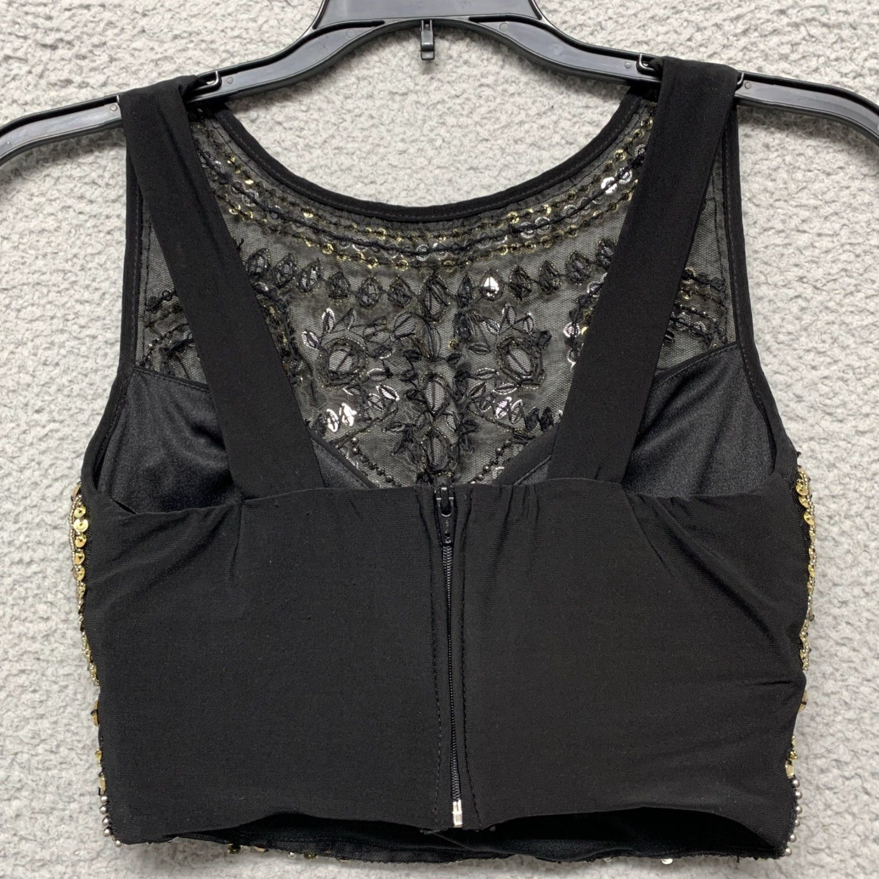 Vintage Windsor Halter Top Dressy Slim Women’s/Misses Black Gold Zip Closure Built-In Bra Stretch 1/2 Size Regular Size XS / US 0-2 / IT 36-38 - 5 Thumbnail