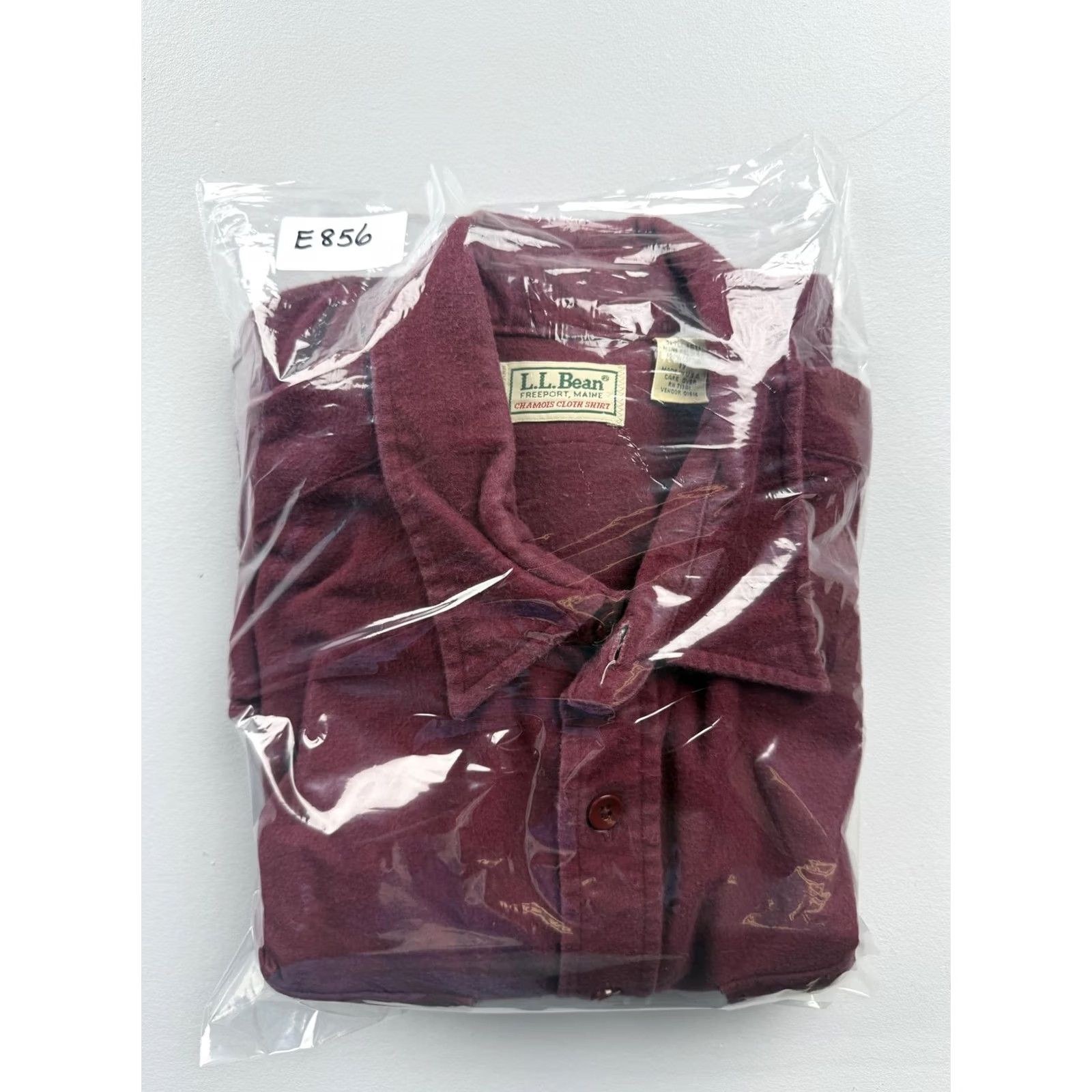 Vintage VINTAGE L.L. Bean Shirt Mens XL Red Chamois Flannel Long Sleeve Button Up USA Size US XL / EU 56 / 4 - 8 Thumbnail