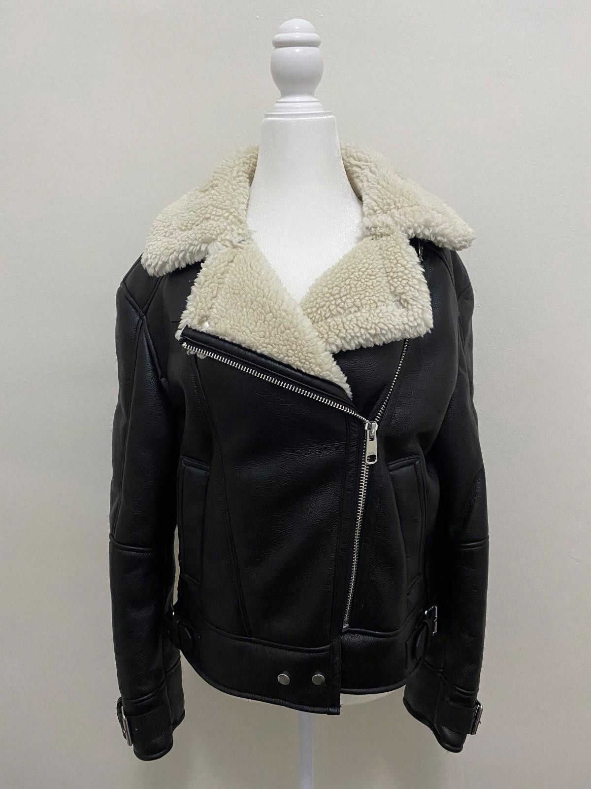 Bershka BERSHKA Shearling Trim Aviator Jacket in Black (X-SMALL) Size XS / US 0-2 / IT 36-38 - 8 Thumbnail